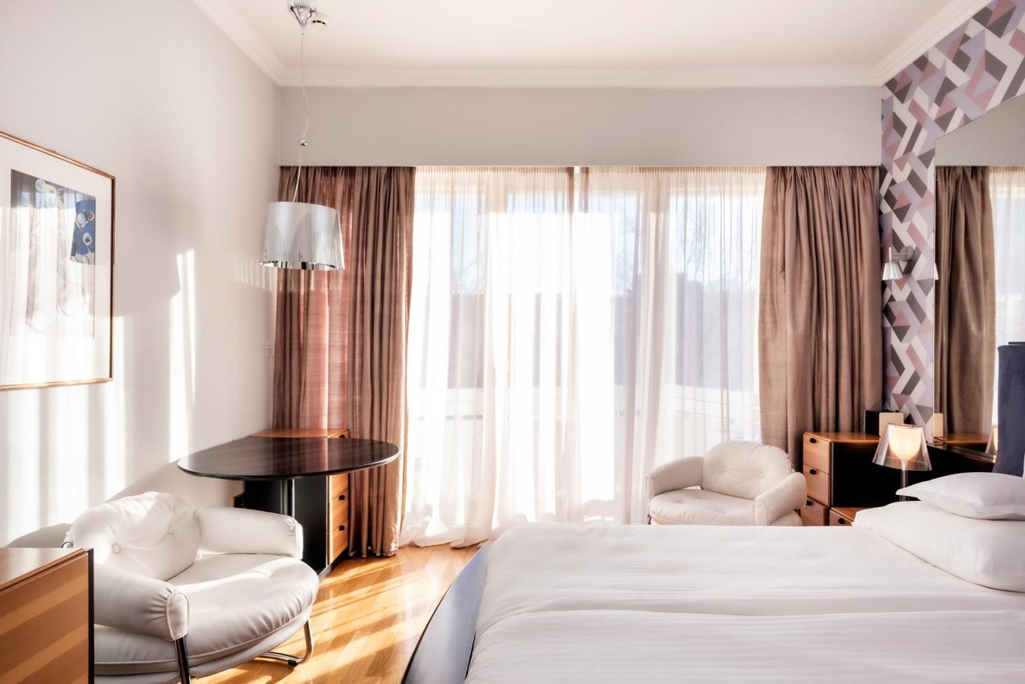 Classic Double or Twin Room Balcony,1498930033:JPEG