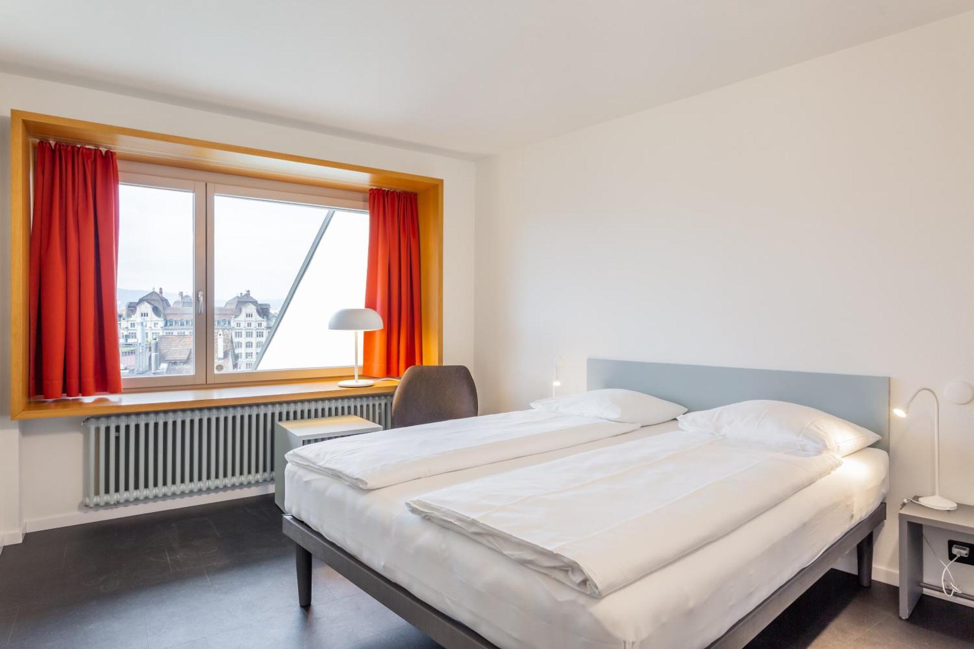 Medium Double Room