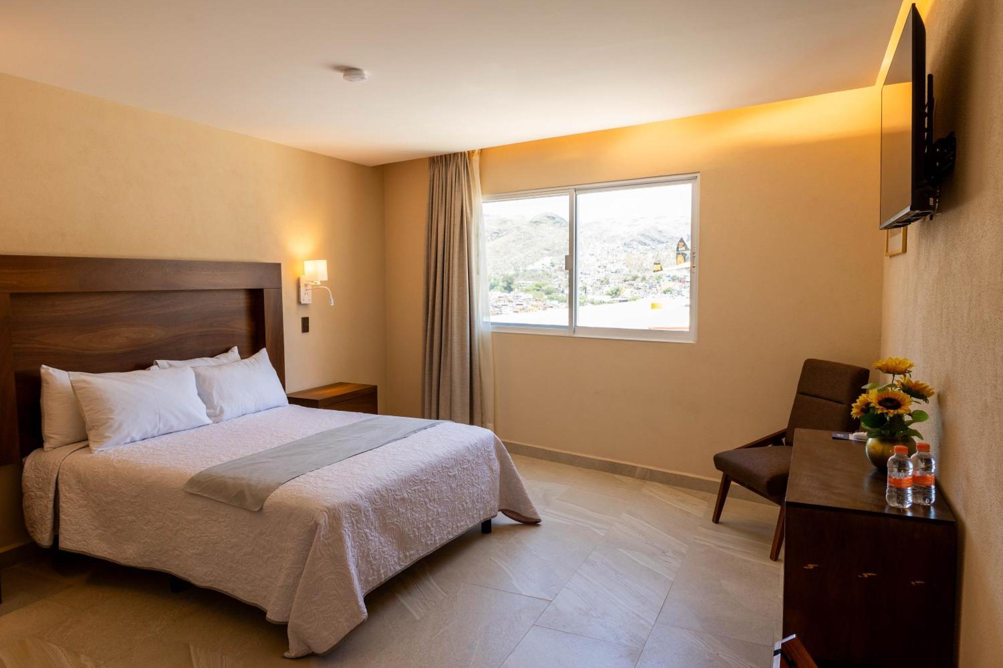 Superior Queen Room