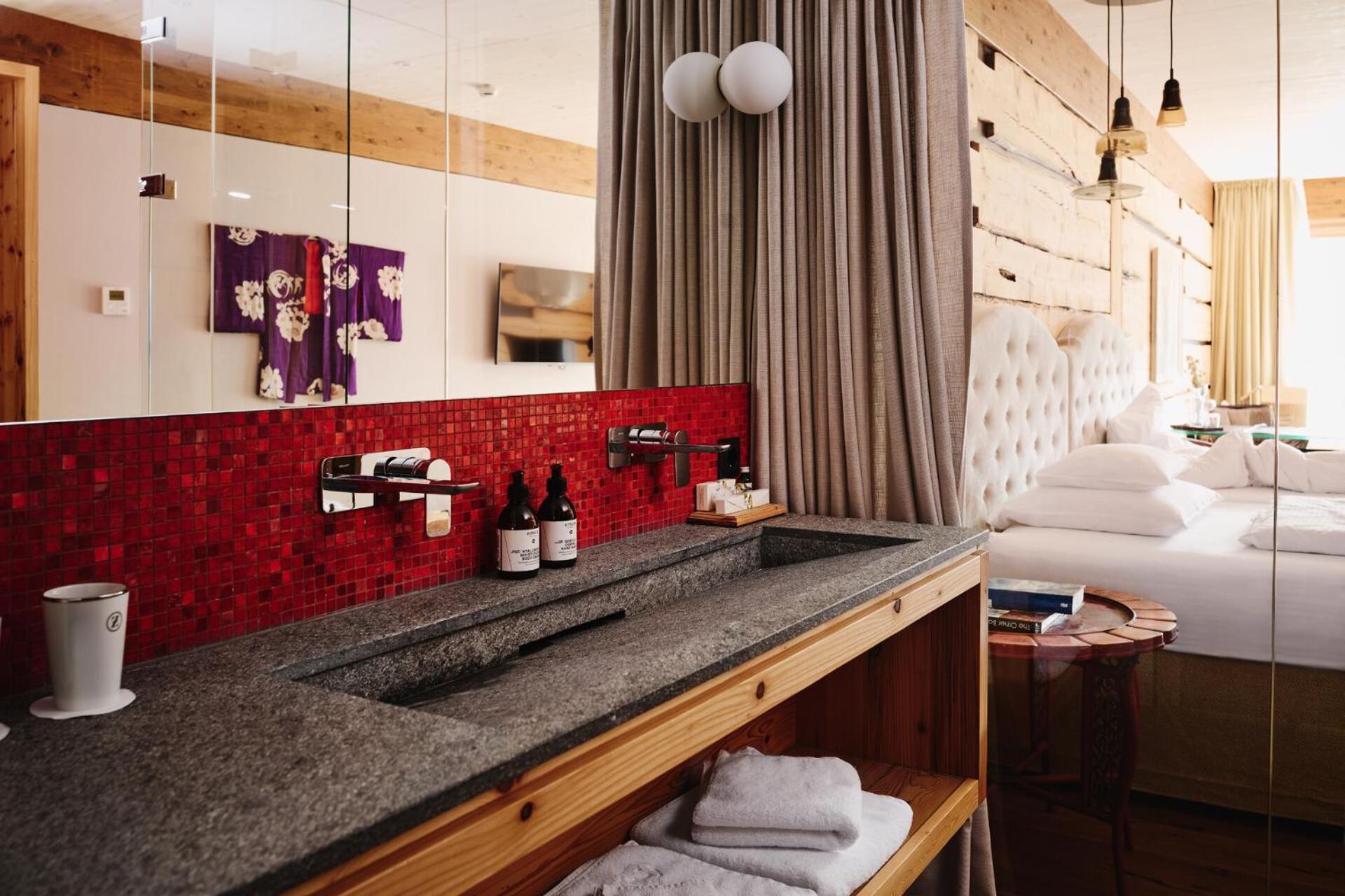 Loft Suite 3-7