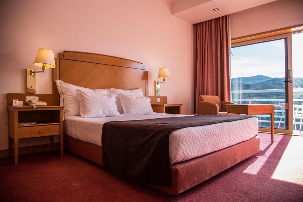 Double Room River View,271528073:JPEG