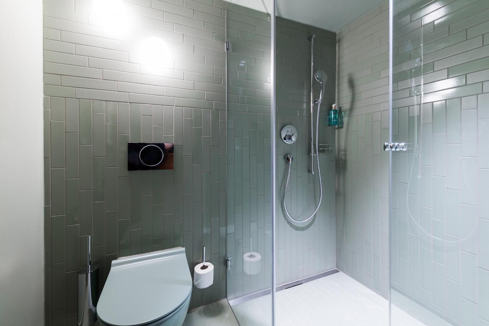 Suite with River View,1516367539:JPEG