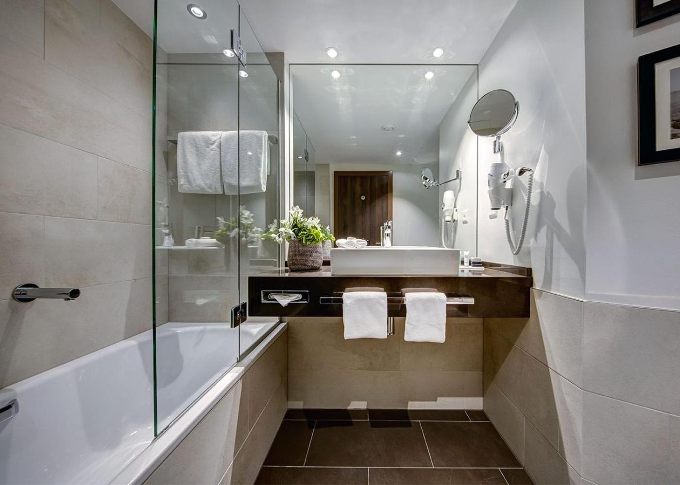 Superior Double Room City View