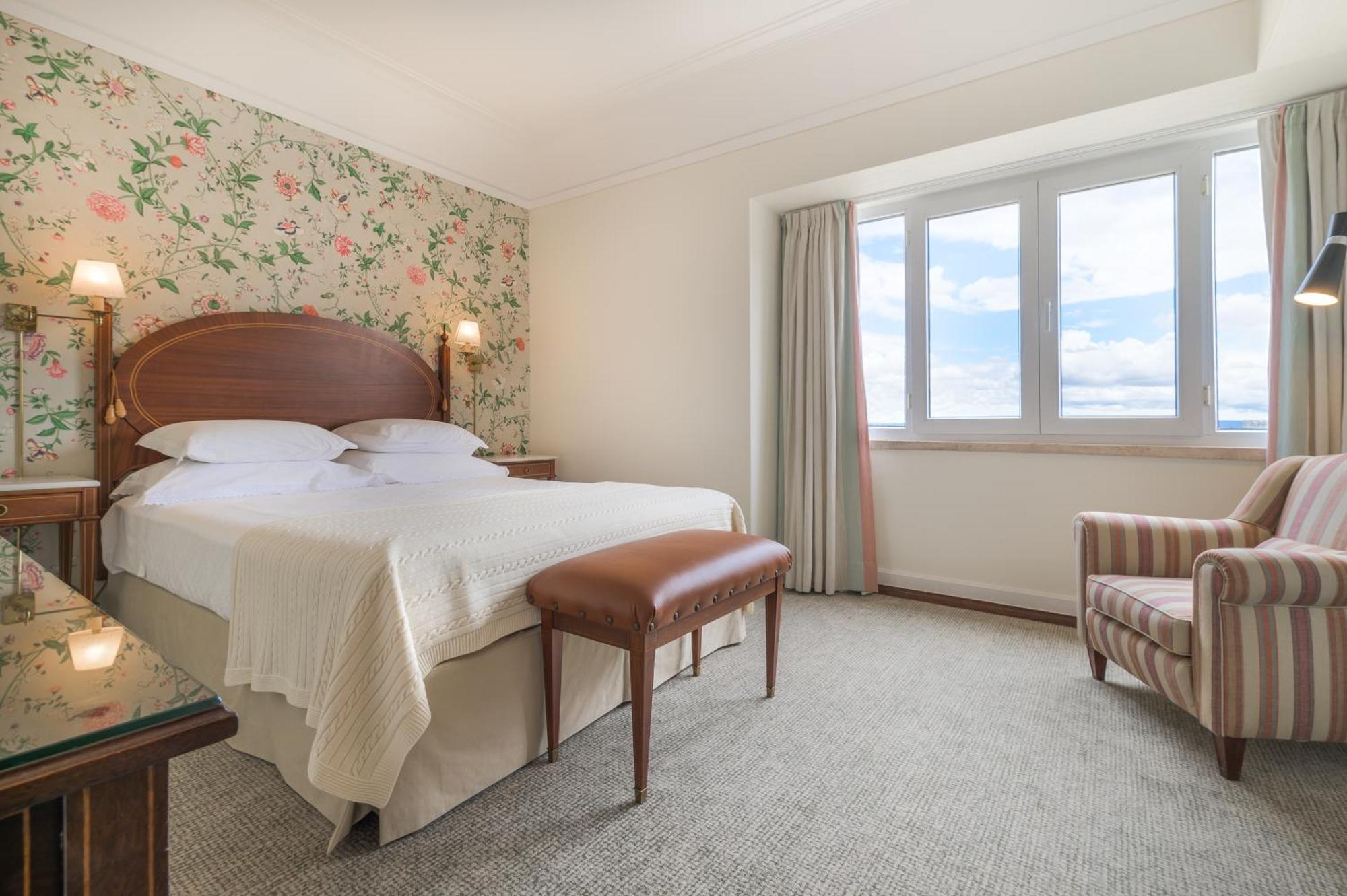Deluxe Double or Twin Room River View