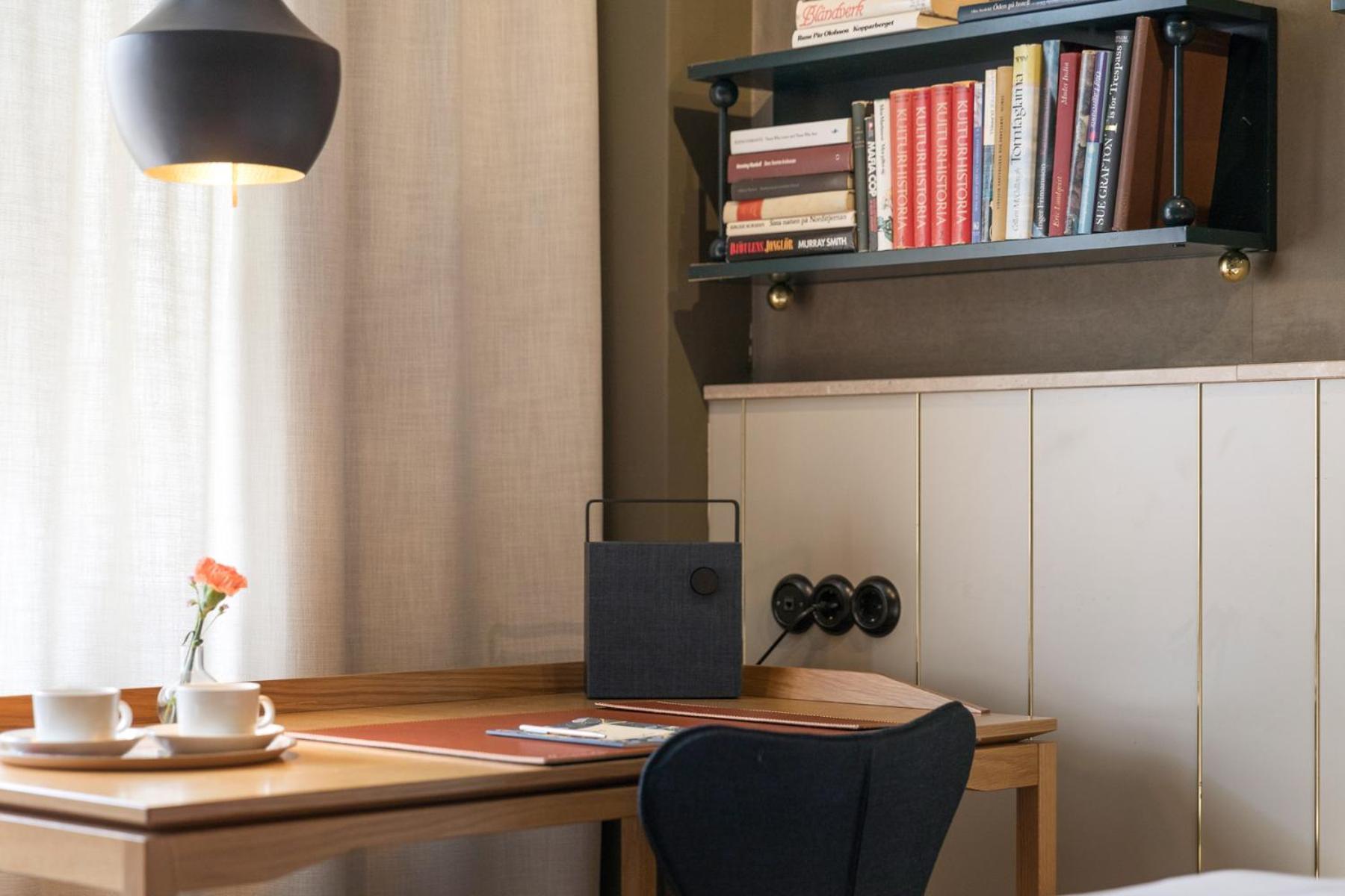 Queen Superior Oak,1516421299:JPEG