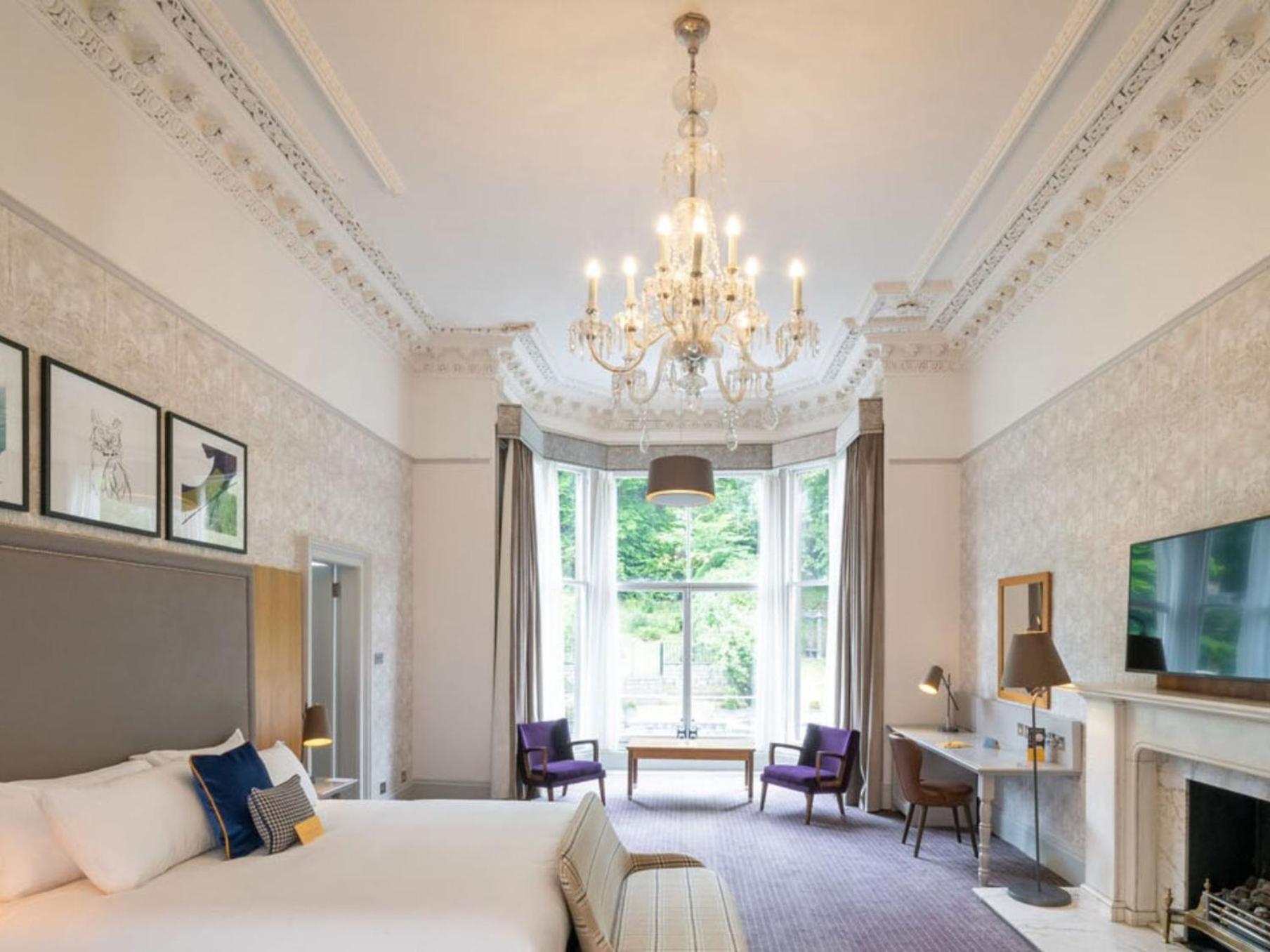 Premium King Room