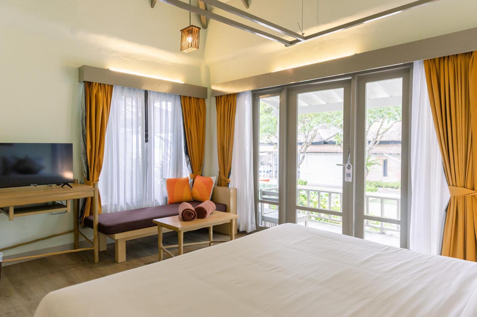 Ocean View Villa with One Way Airport Transfer,1551930874:JPEG