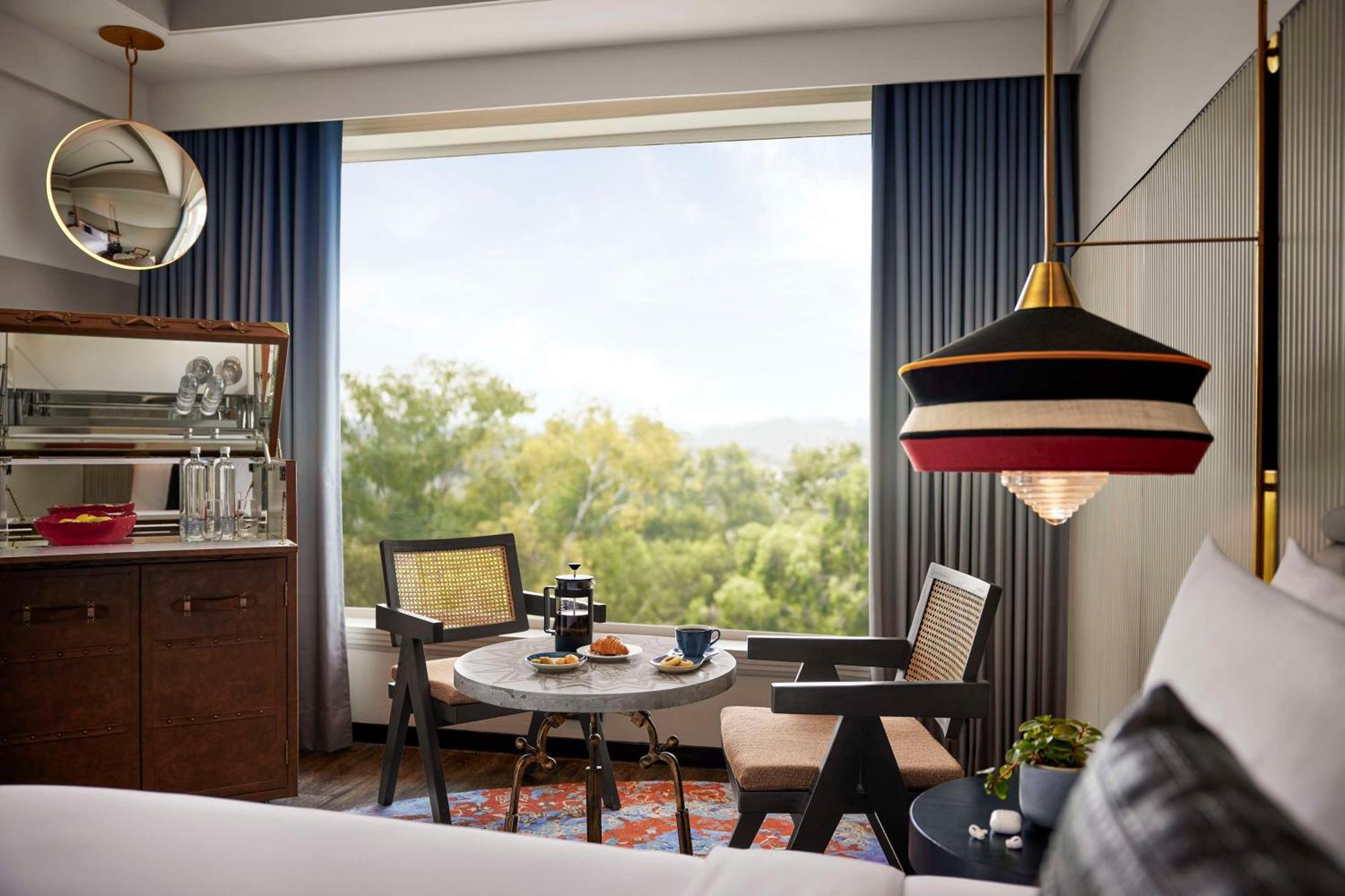 King Room disc on Food Soft Beverage Laundry SPA Credit INR 1000 T&C apply