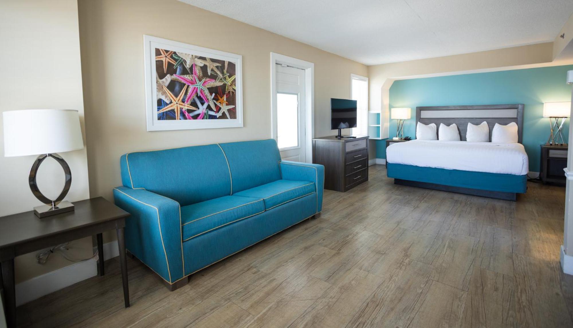 Deluxe Suite with Sea View