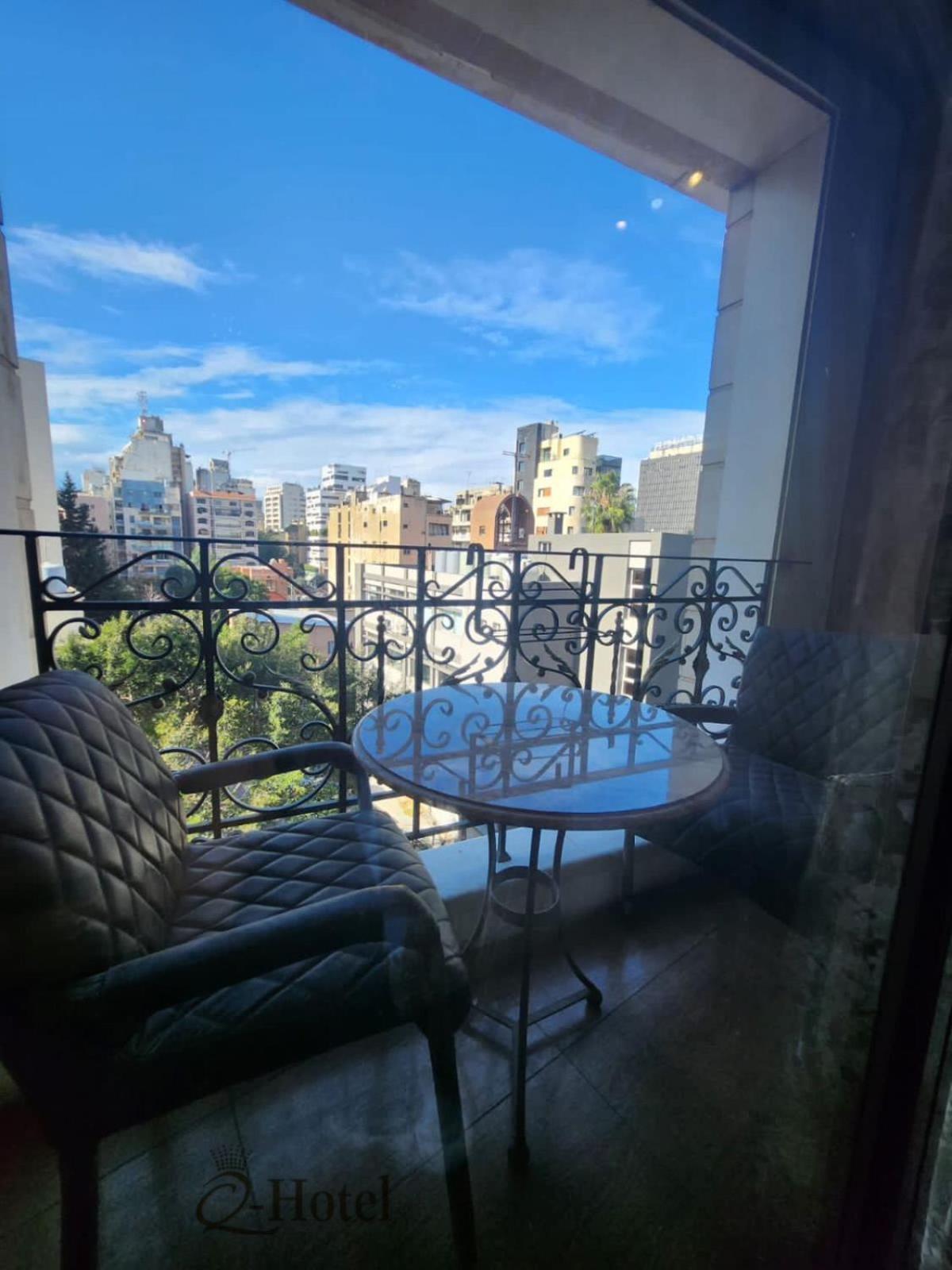 Executive Suite