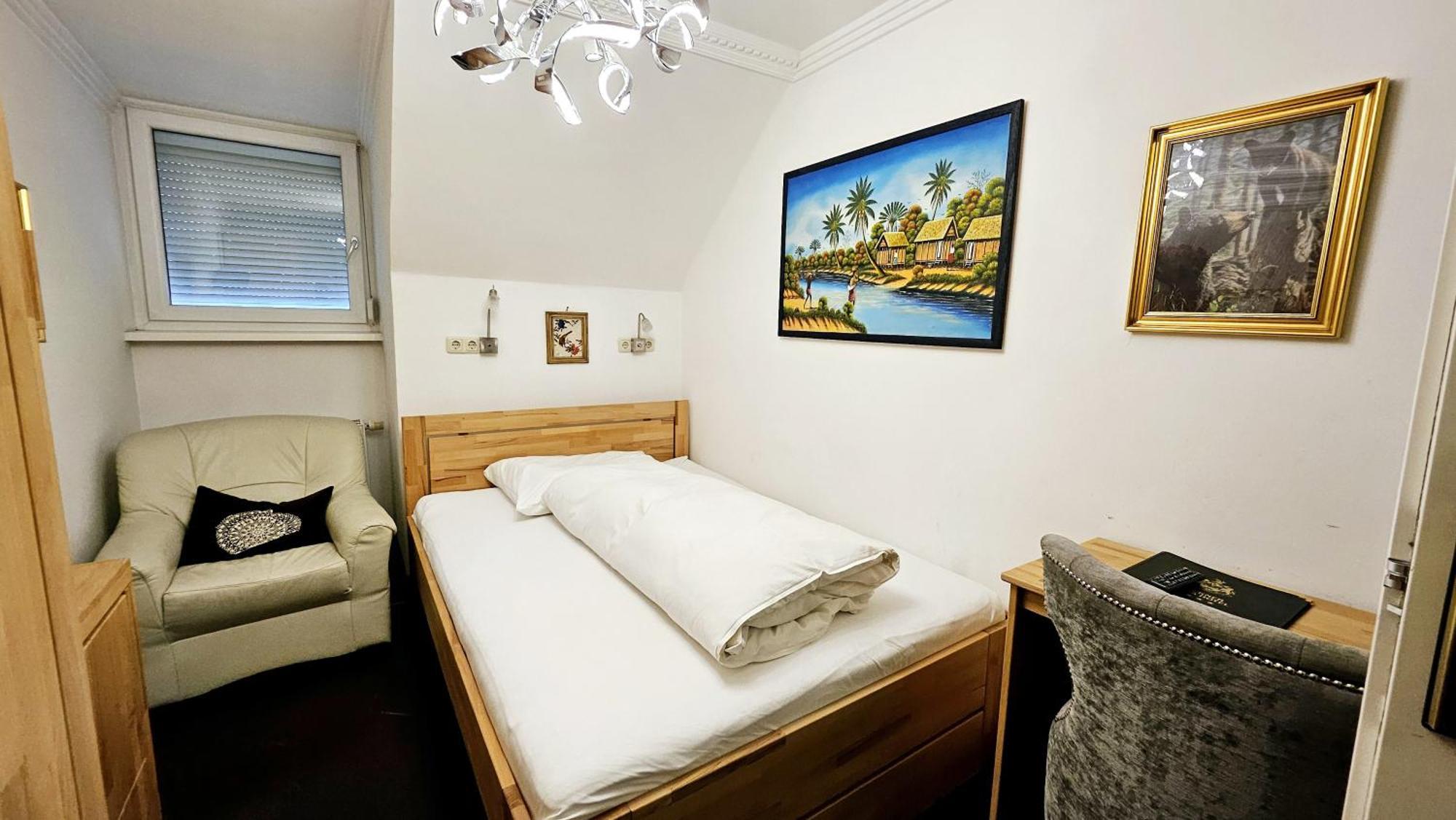 Standard Single Room