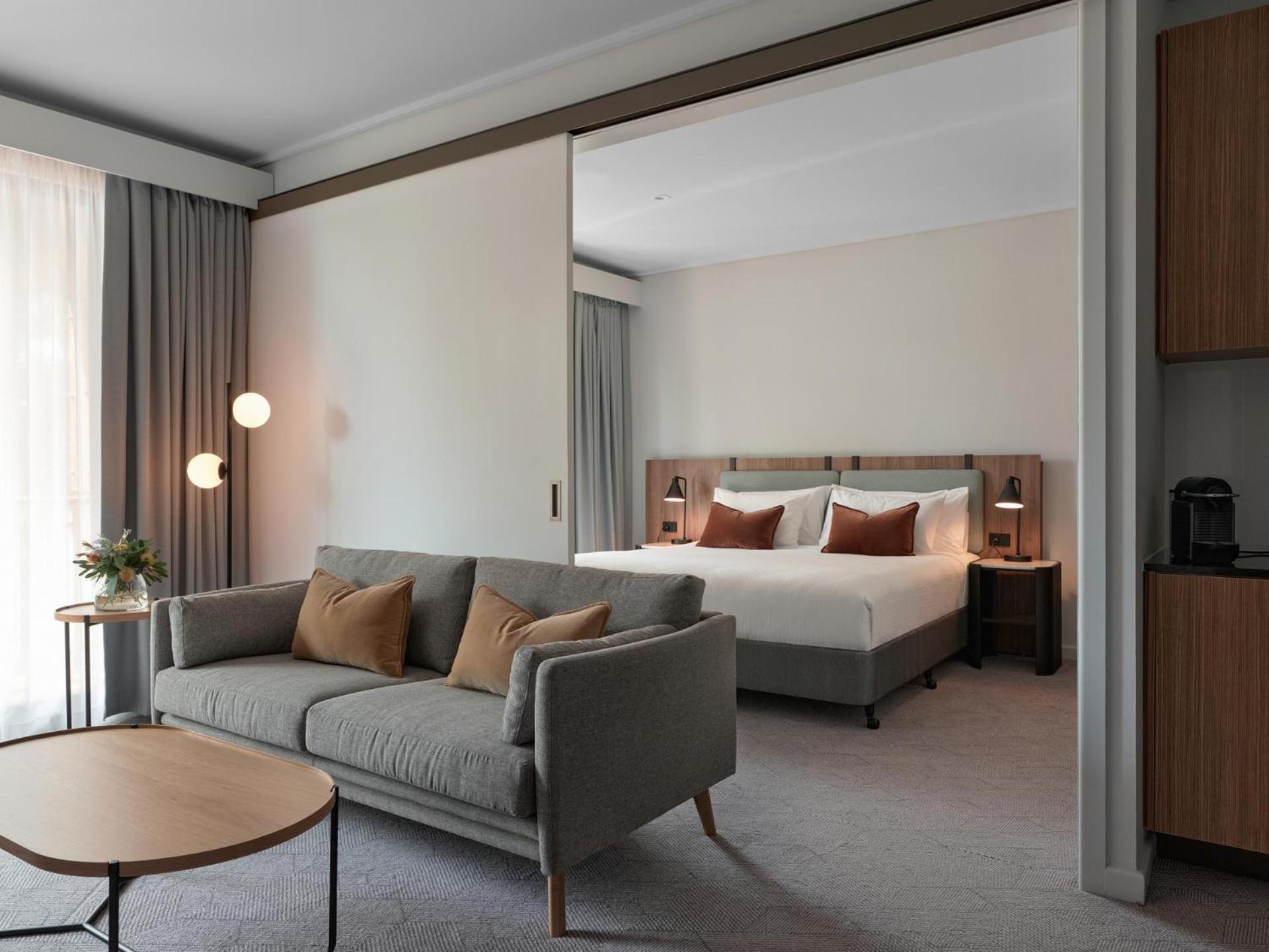 Deluxe Family Suite,1498758505:JPEG