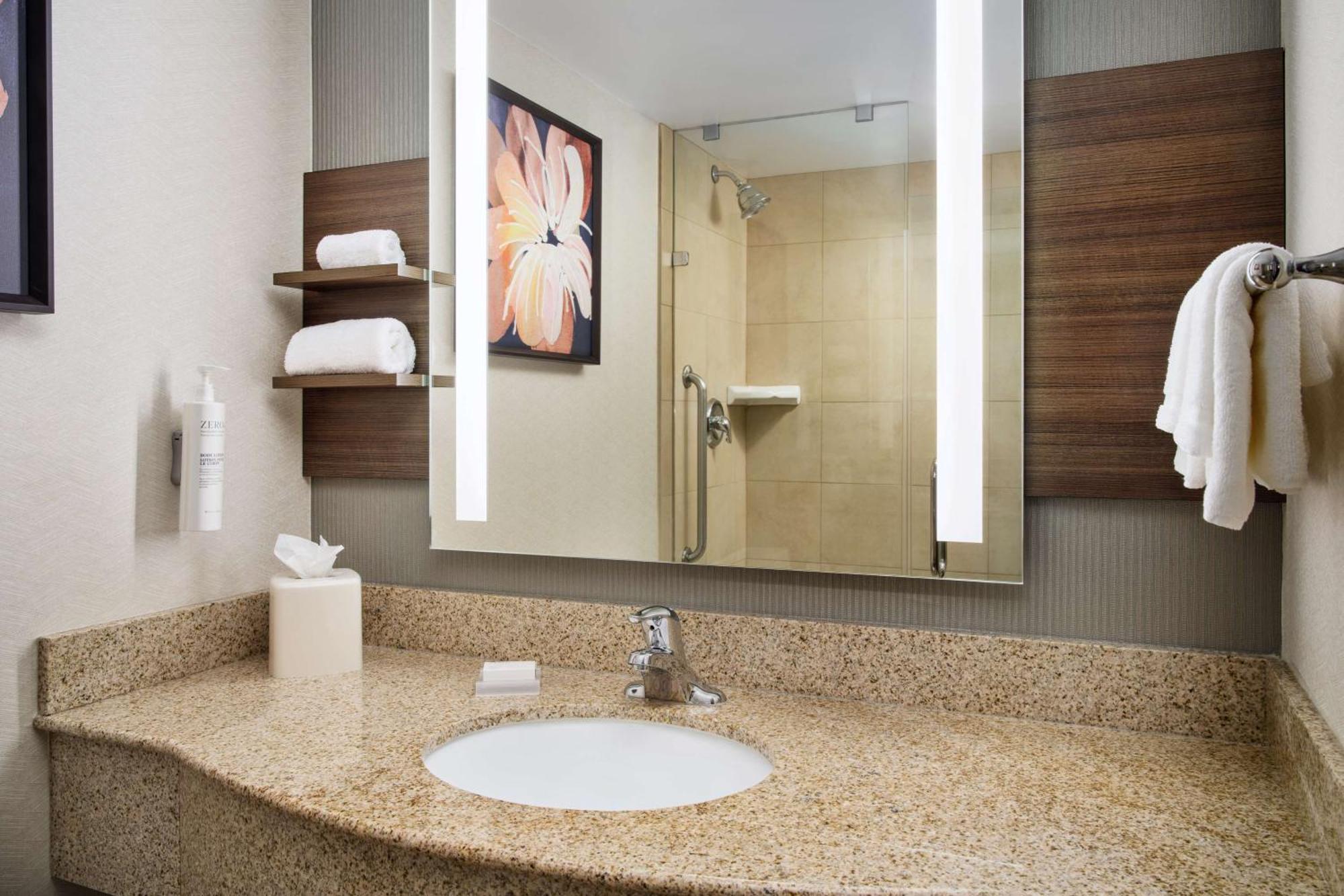 King Room,1525674487:JPEG