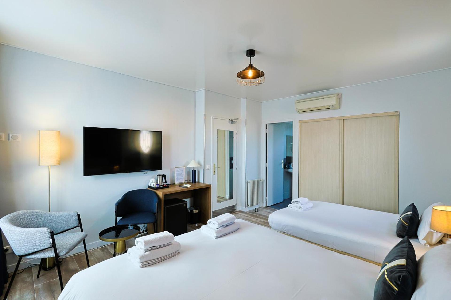 Triple Room,1526050903:JPEG