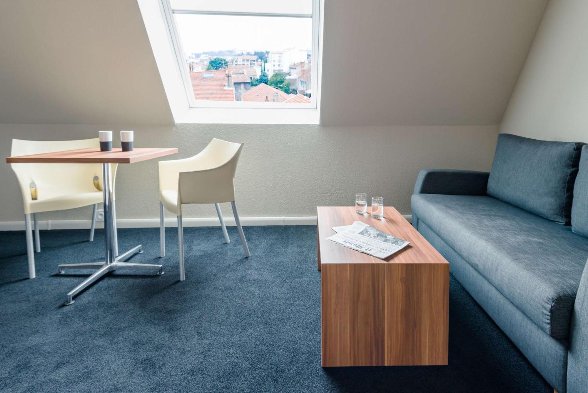 Superior Queen Room with Mezzanine and Sofa,1527972601:JPEG