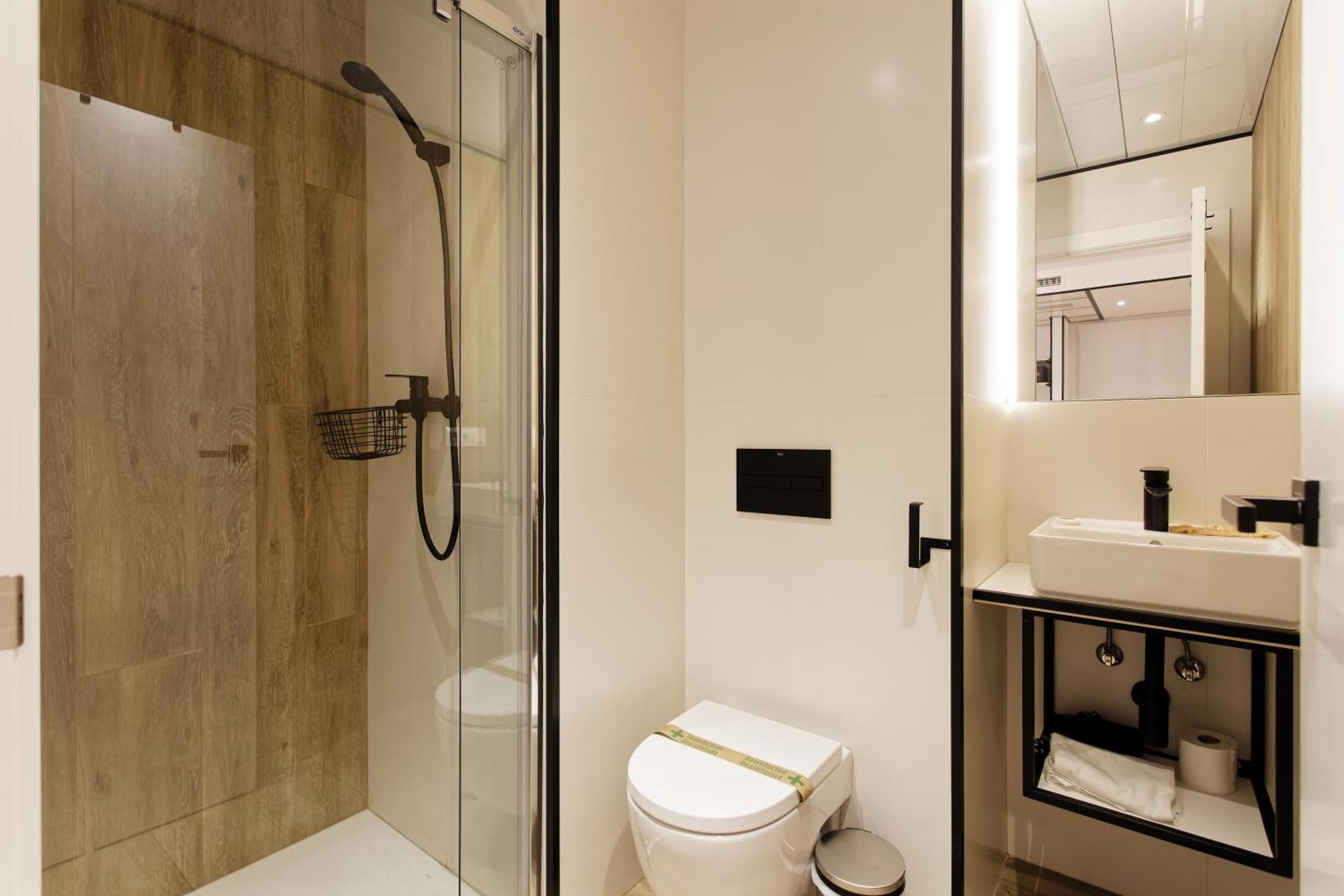 Interior Economy Twin Room