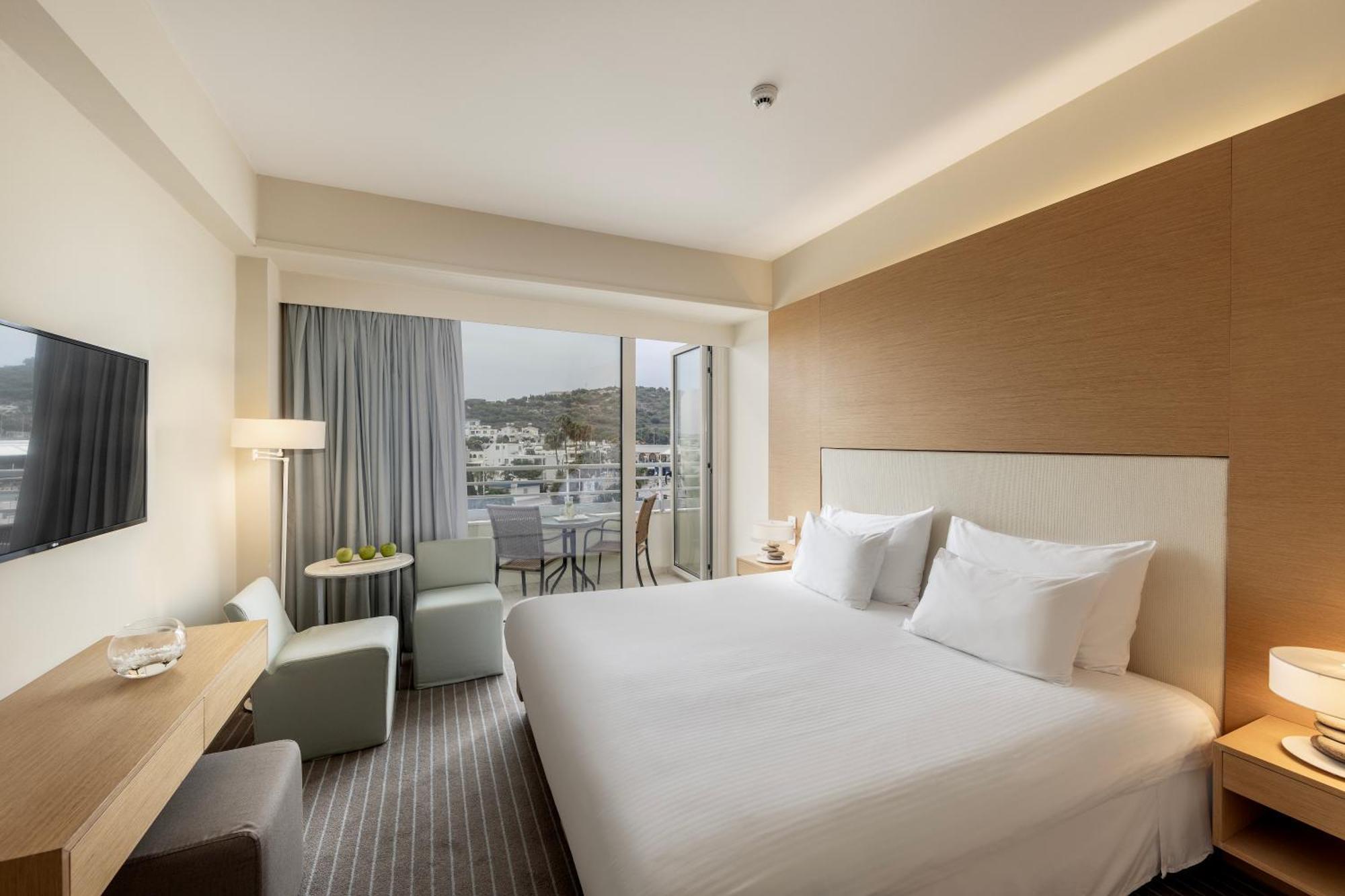 Double or Twin Room Inland View