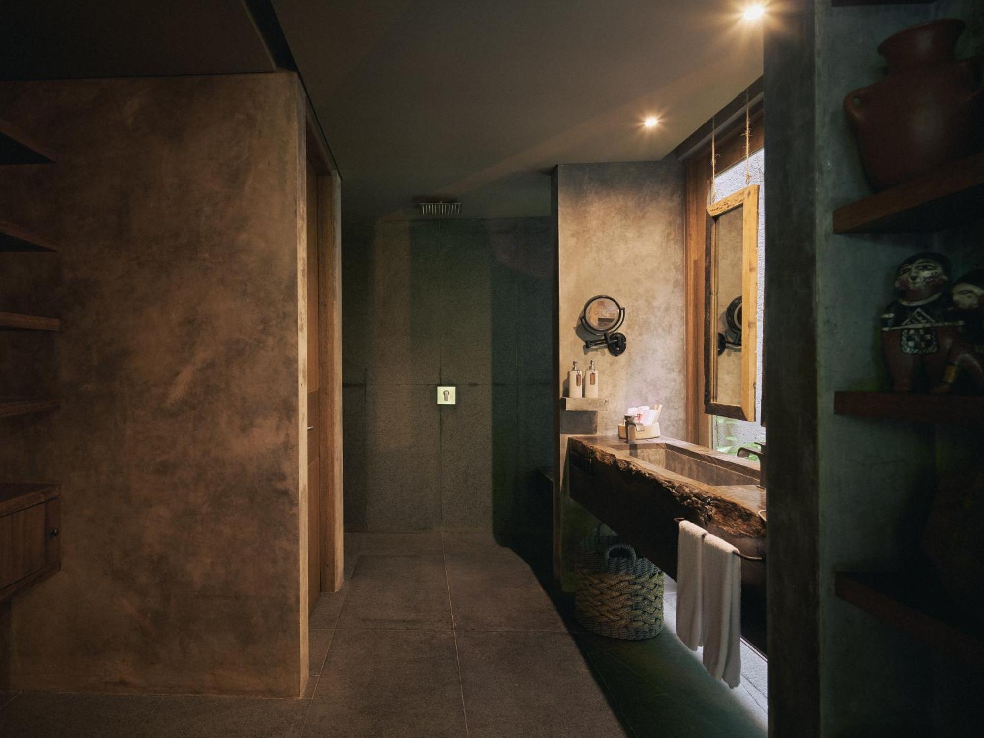 Signature Suite Plunge Pool