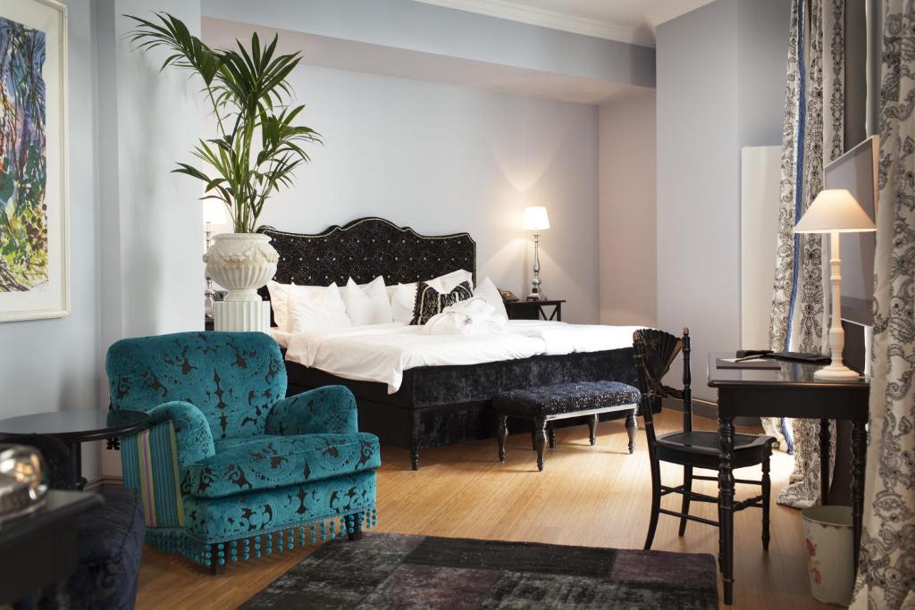 Large Premium Double Room,460469874:JPEG