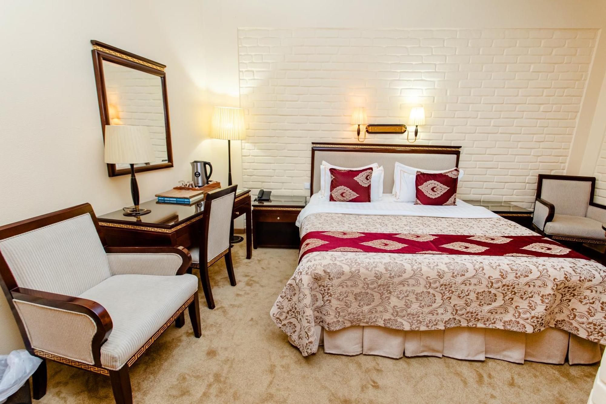 Double Room