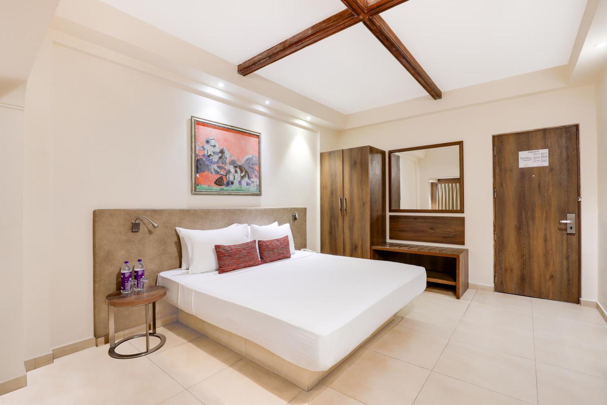 Superior Double Room(2 pints of beer on arrival with each rooms booked) + 20% off on F&B