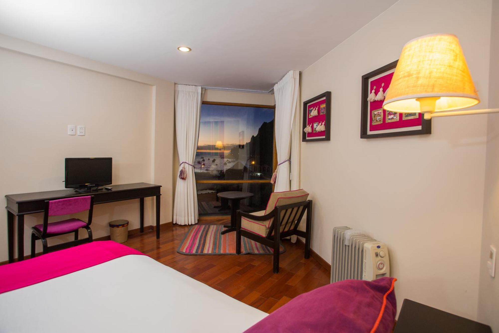 Junior Suite,322929688:JPEG