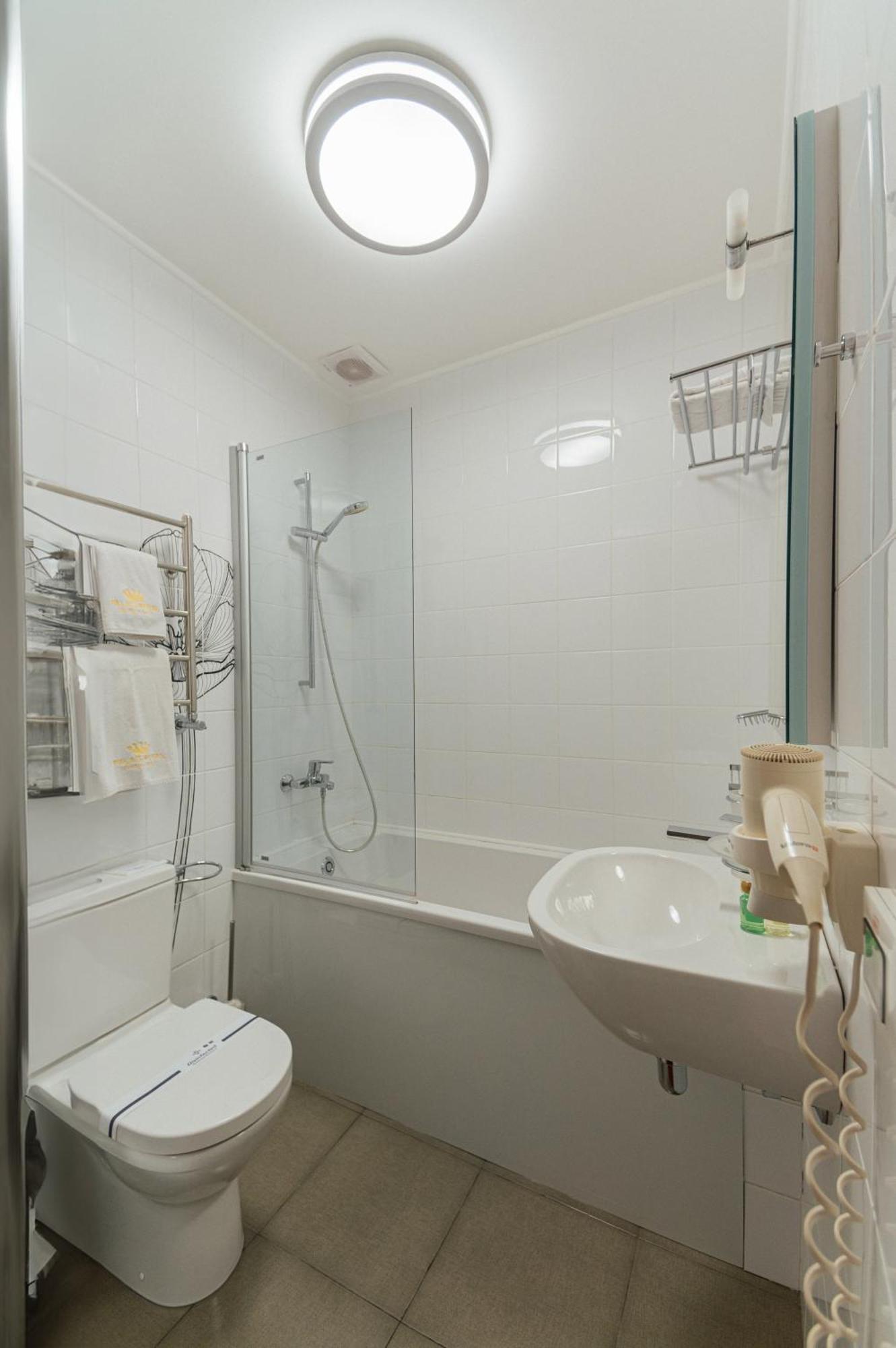 Standard Twin Room,1532954632:JPEG