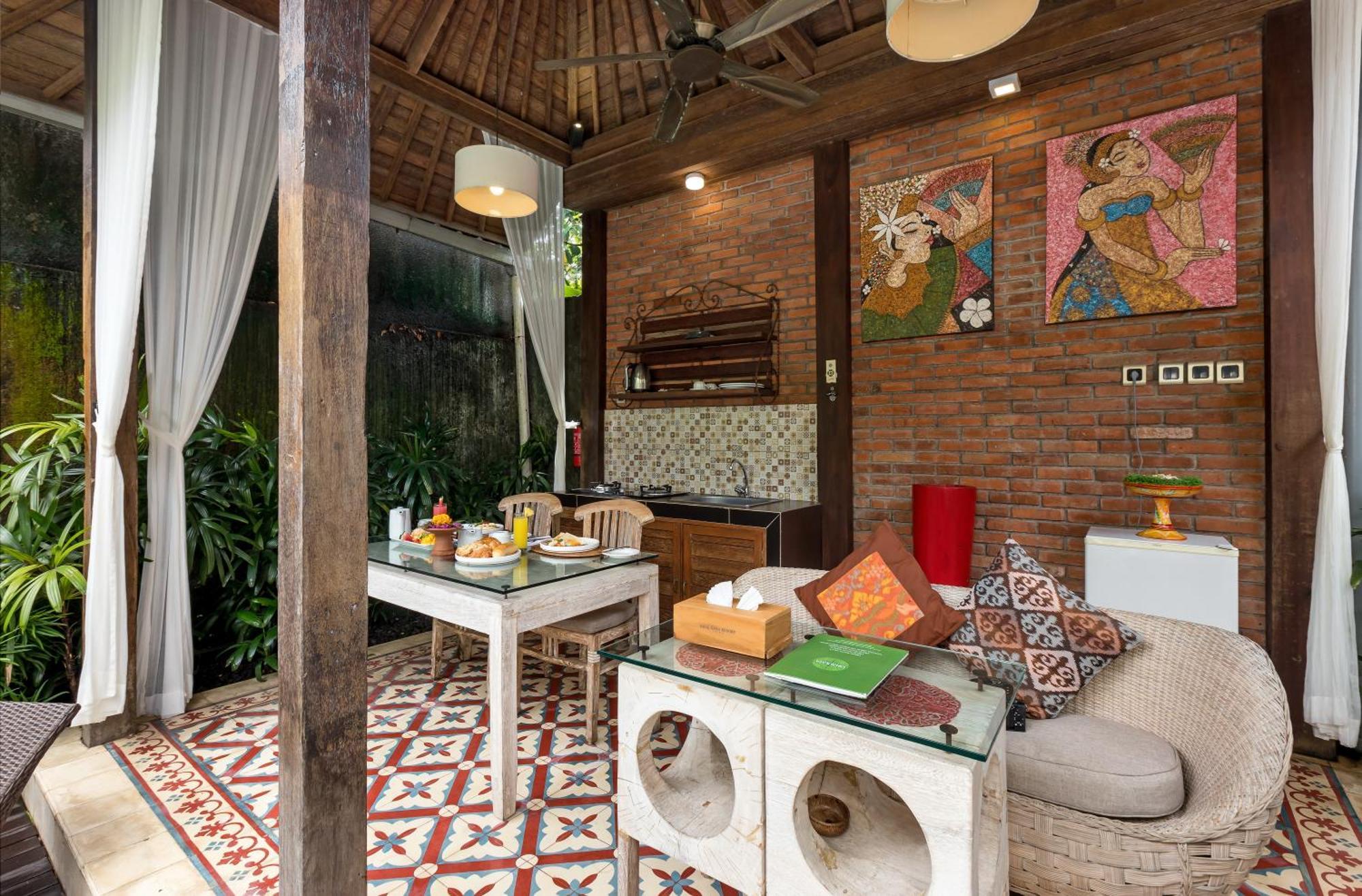 Superior One Bedroom Pool Villa