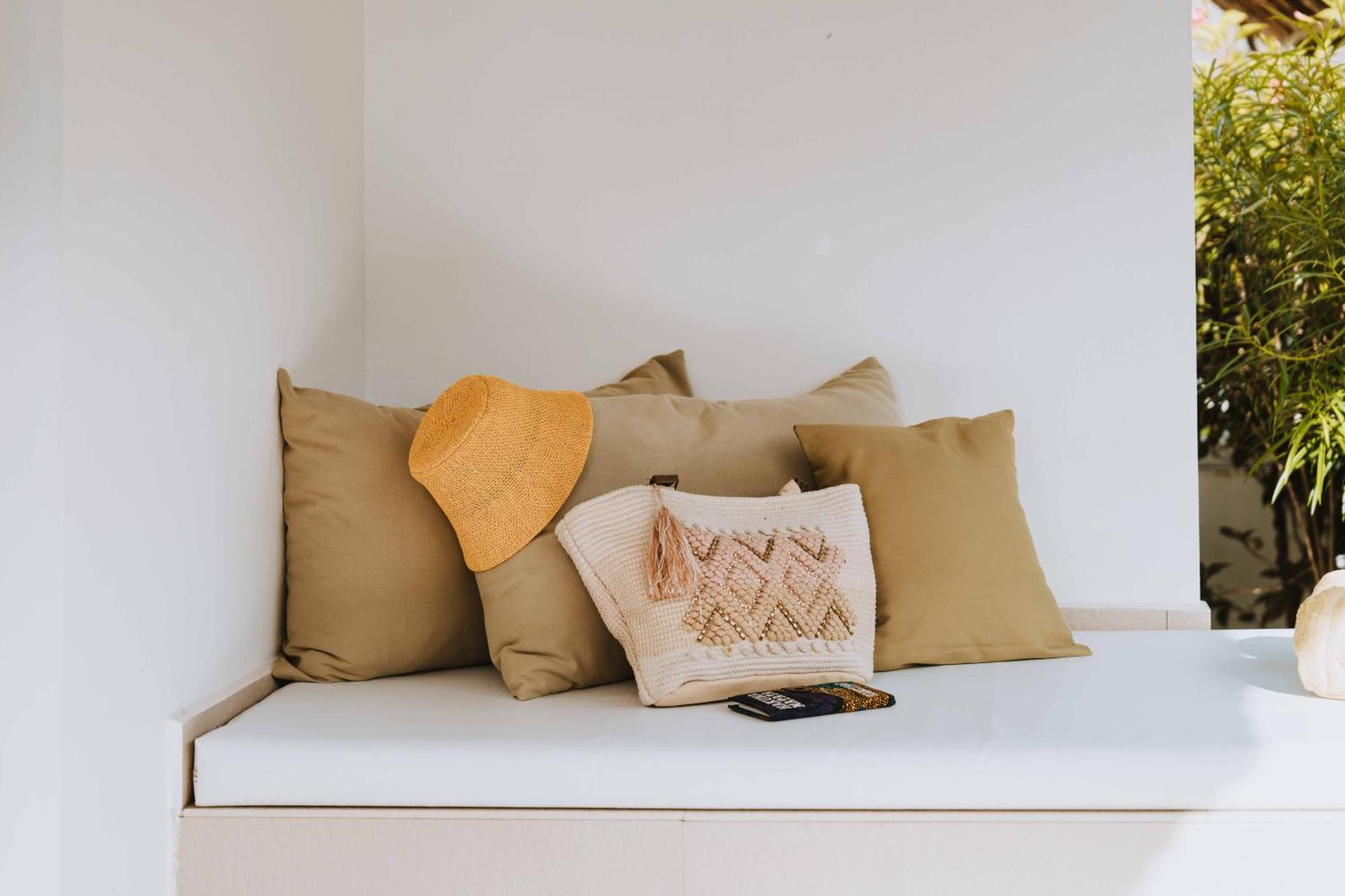 Deluxe Double Room,1534742764:JPEG