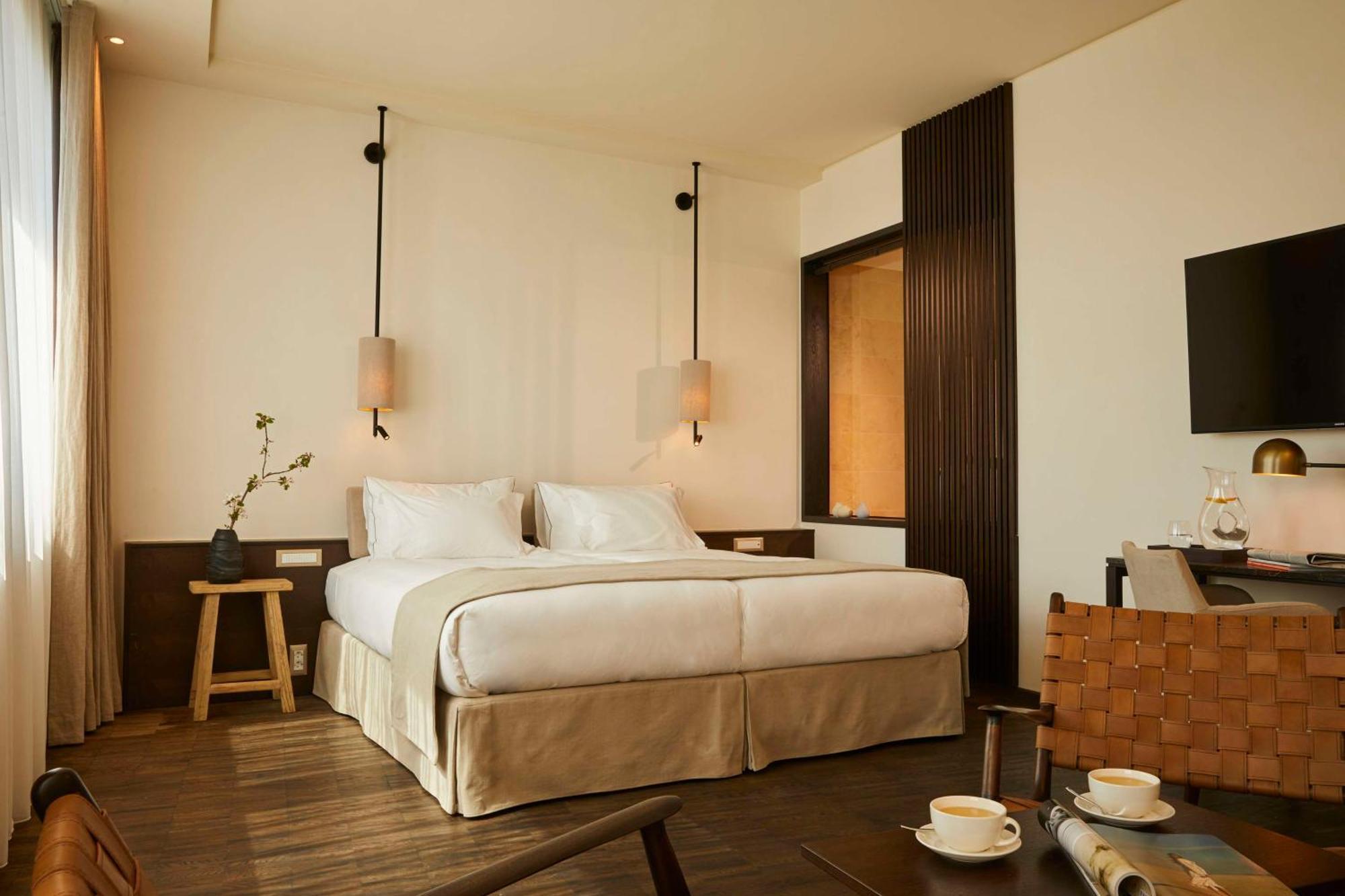 Junior Suite,1535670778:JPEG