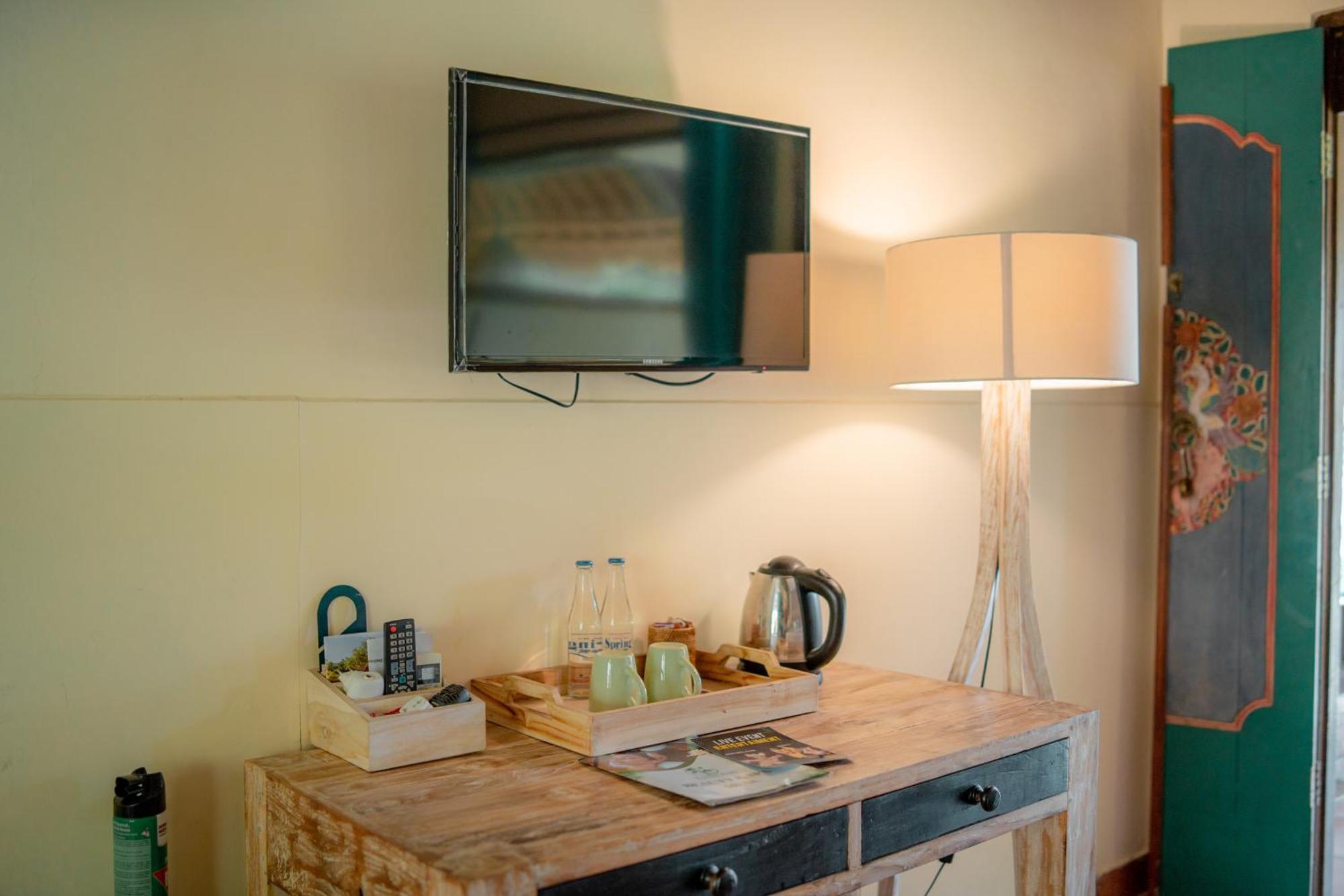 Deluxe Studio,1536189724:JPEG