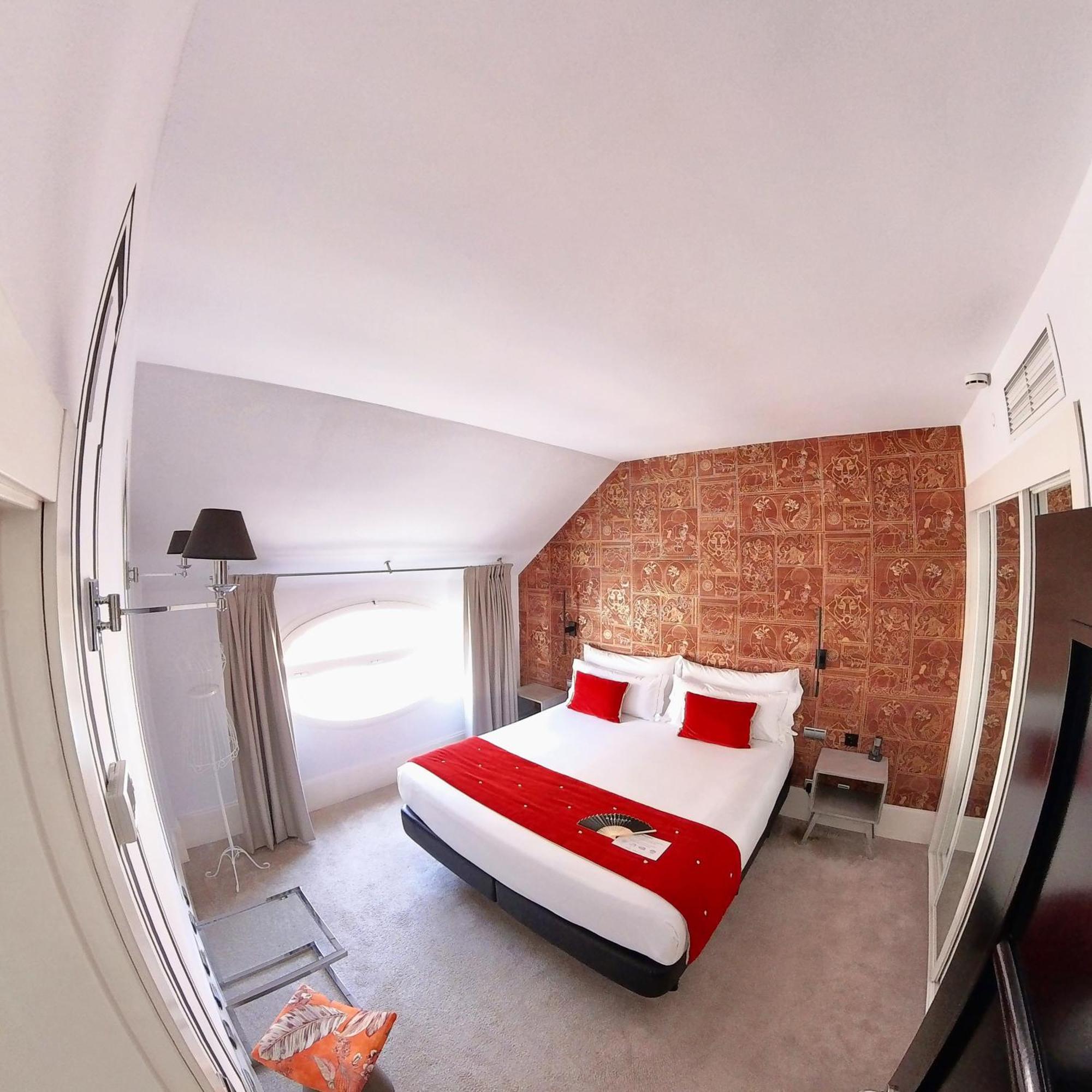 Junior Suite,1549045570:JPEG