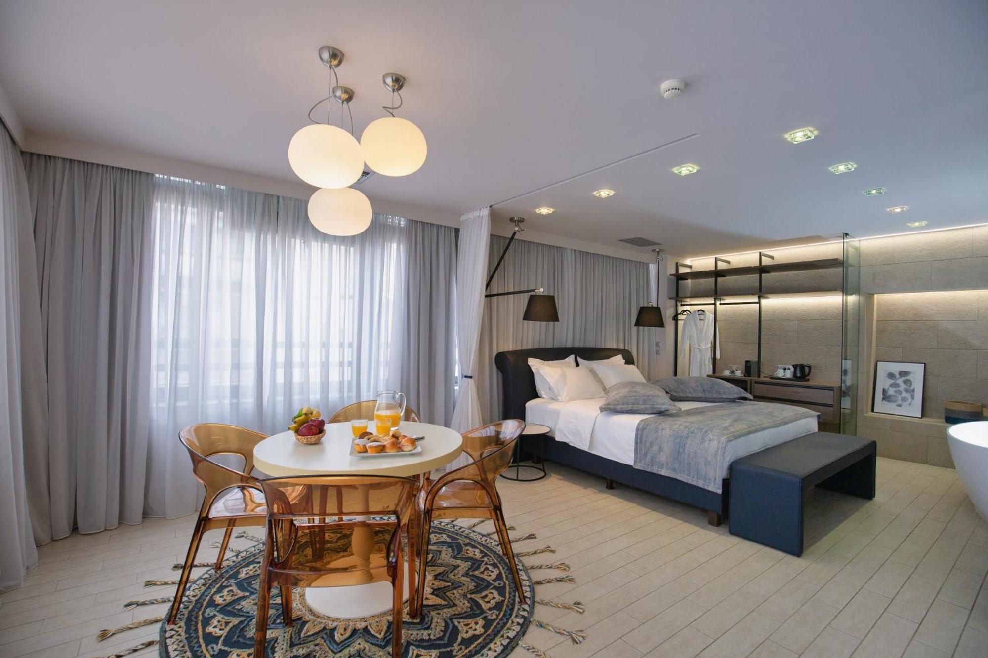 Penthouse Apartment,1536743080:JPEG