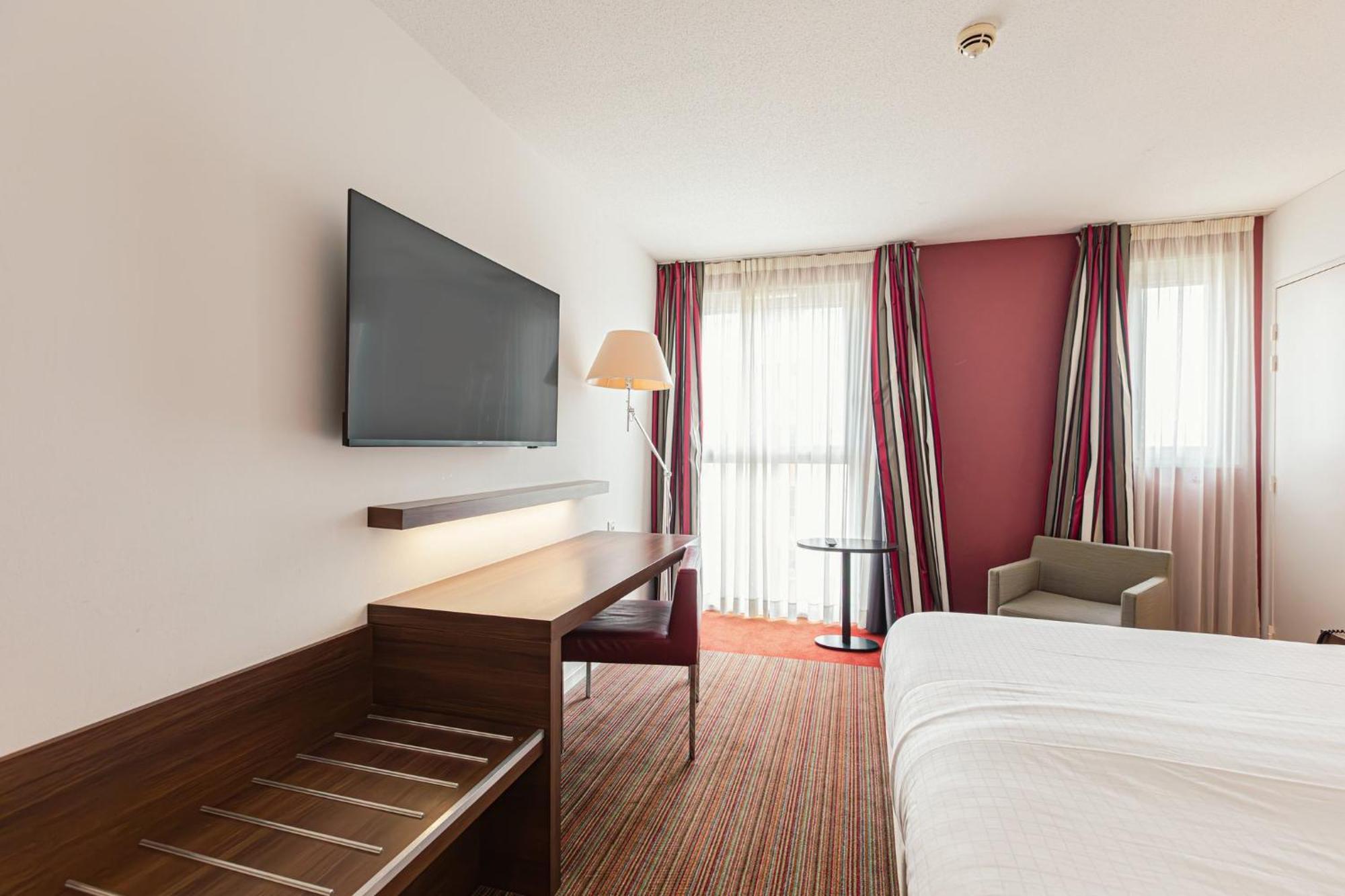 Standard Double Room - Disability Access,1537853854:JPEG