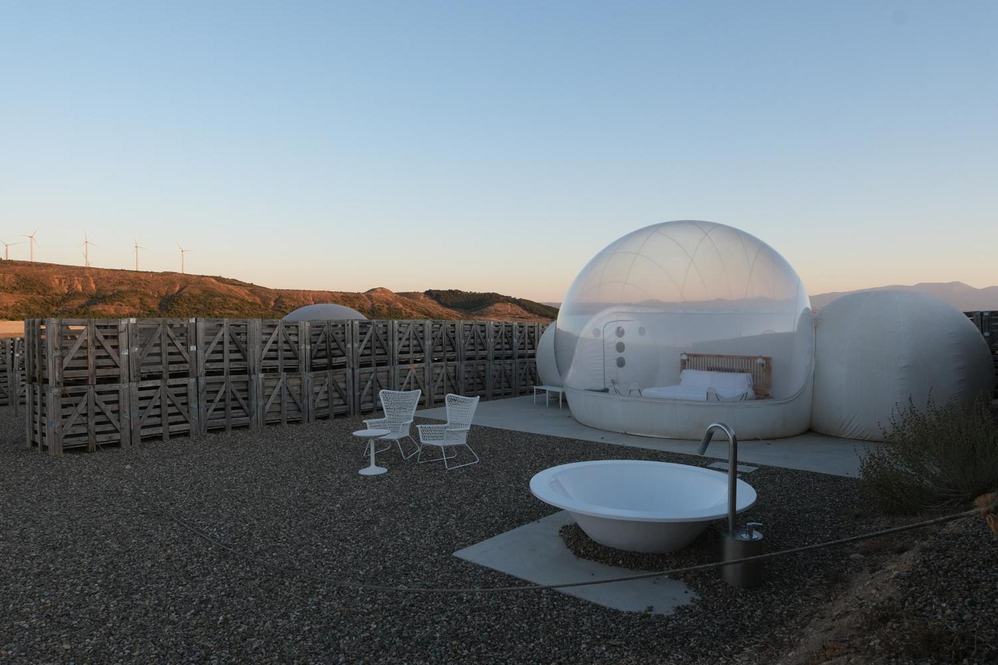 Burbuja Suite con bañera exterior