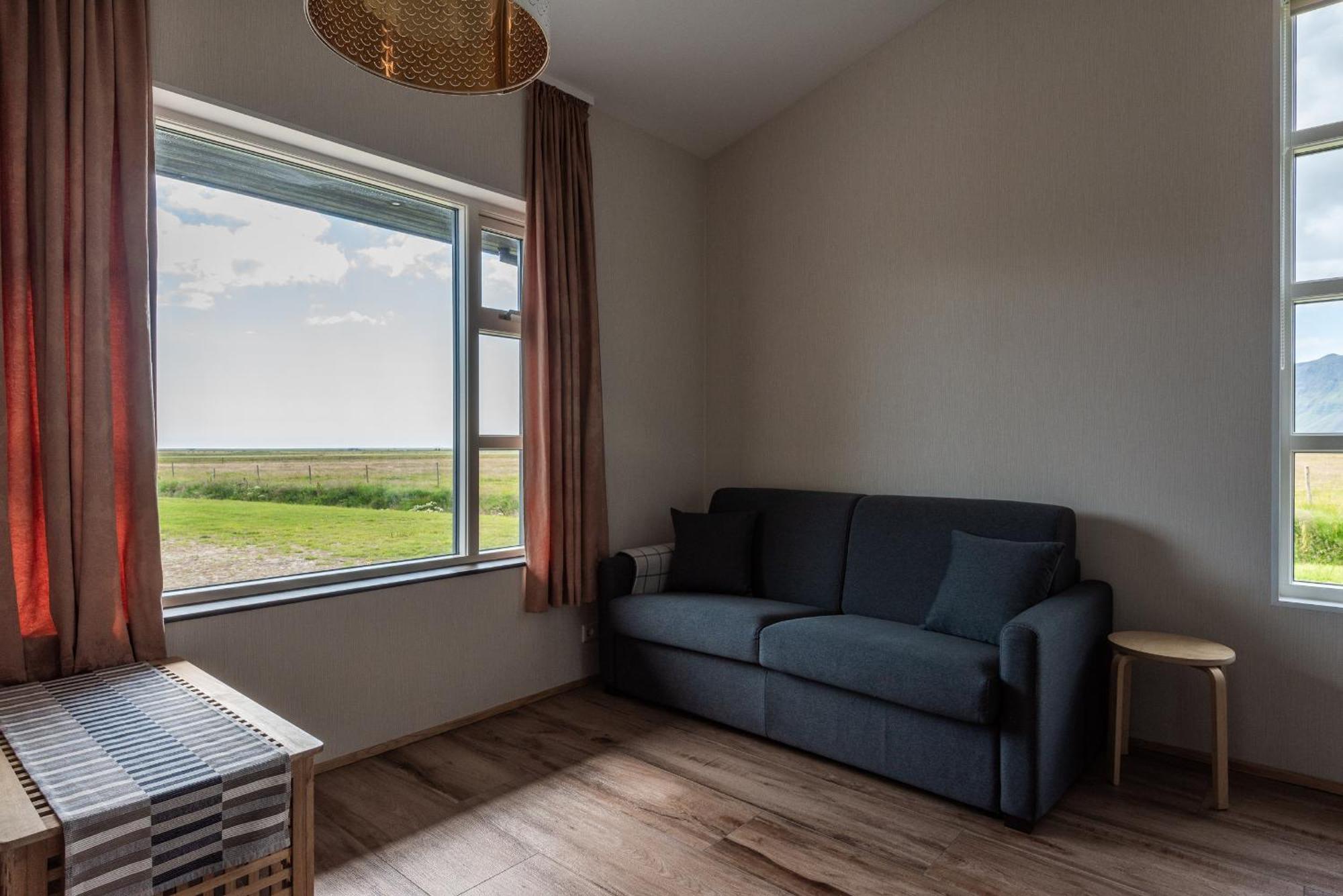 Deluxe Apartment,1538607694:JPEG