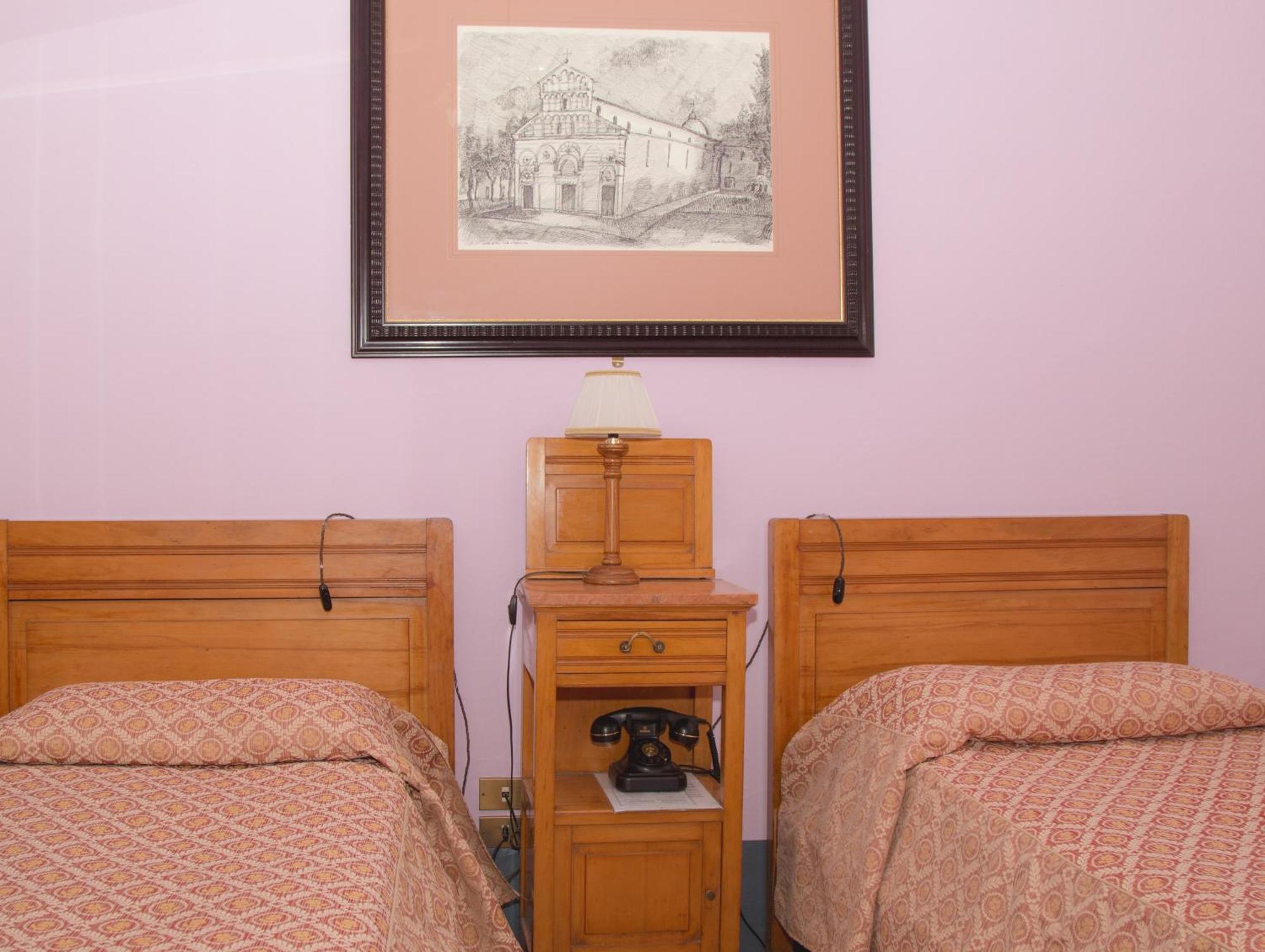 Standard Double Room,1538703982:JPEG