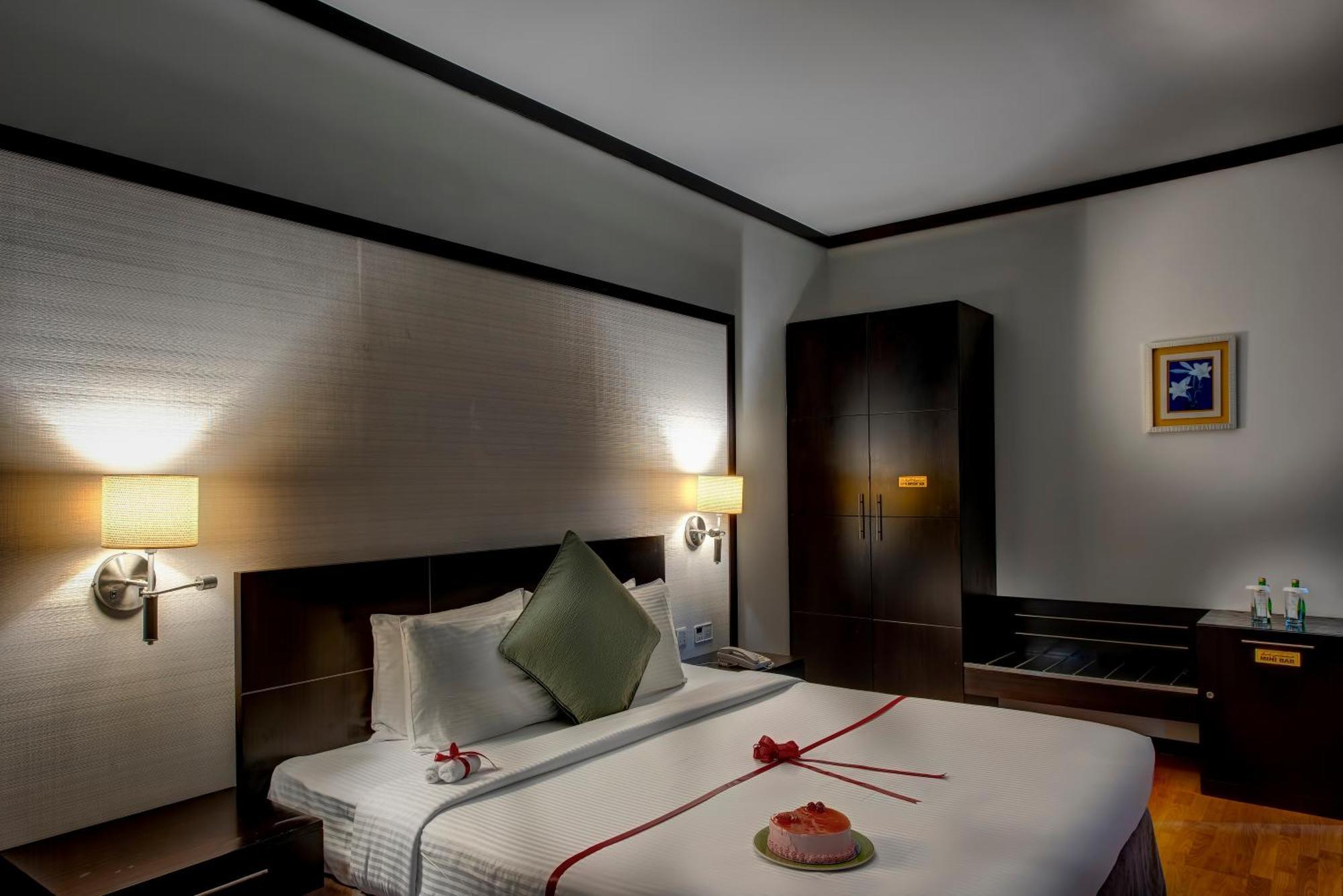 Executive Room,1538795704:JPEG
