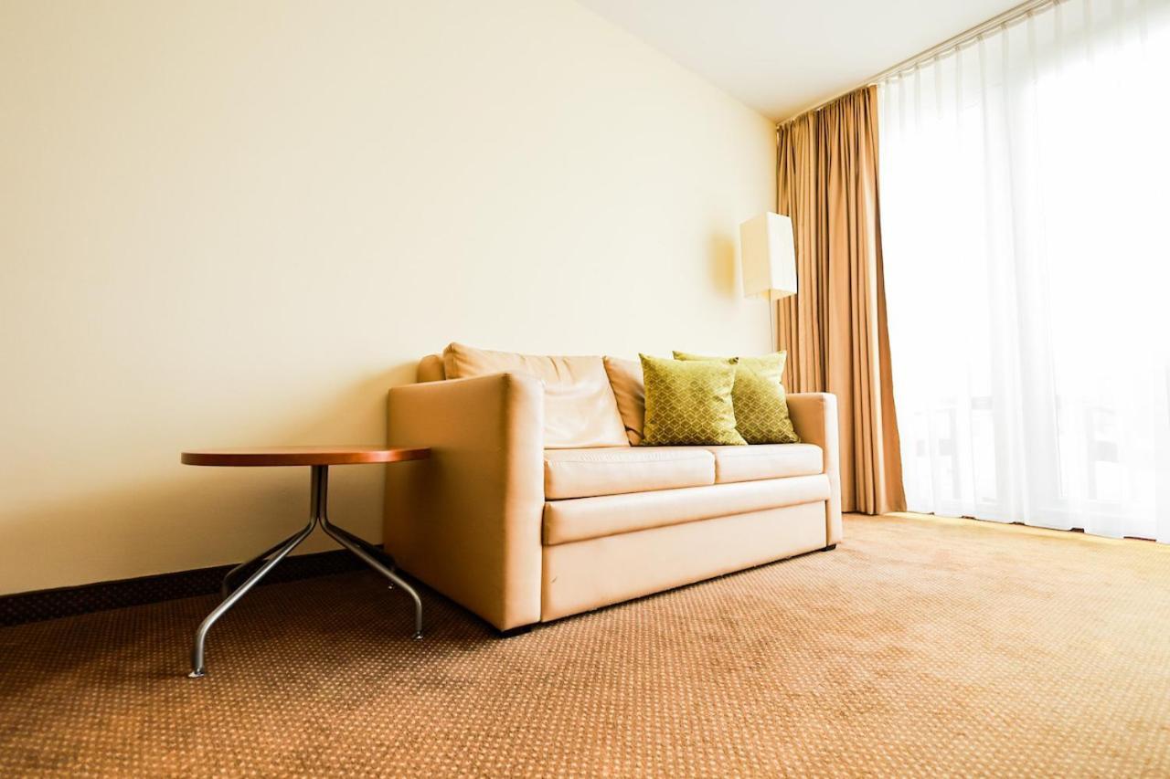 Superior Double or Twin Room Lake View Balcony