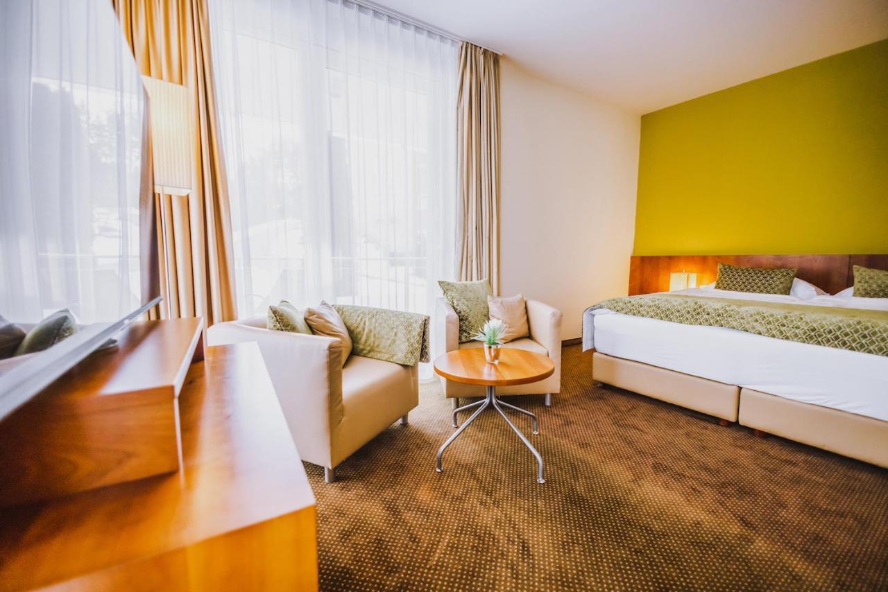 Double Room Balcony without Lake View