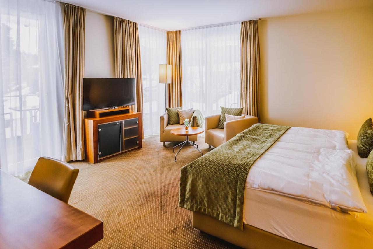 Double Room Balcony without Lake View