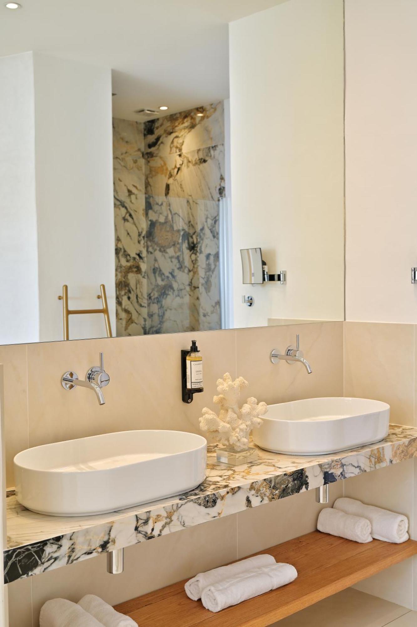Suite Signature 60m² Private Pool Sea View
