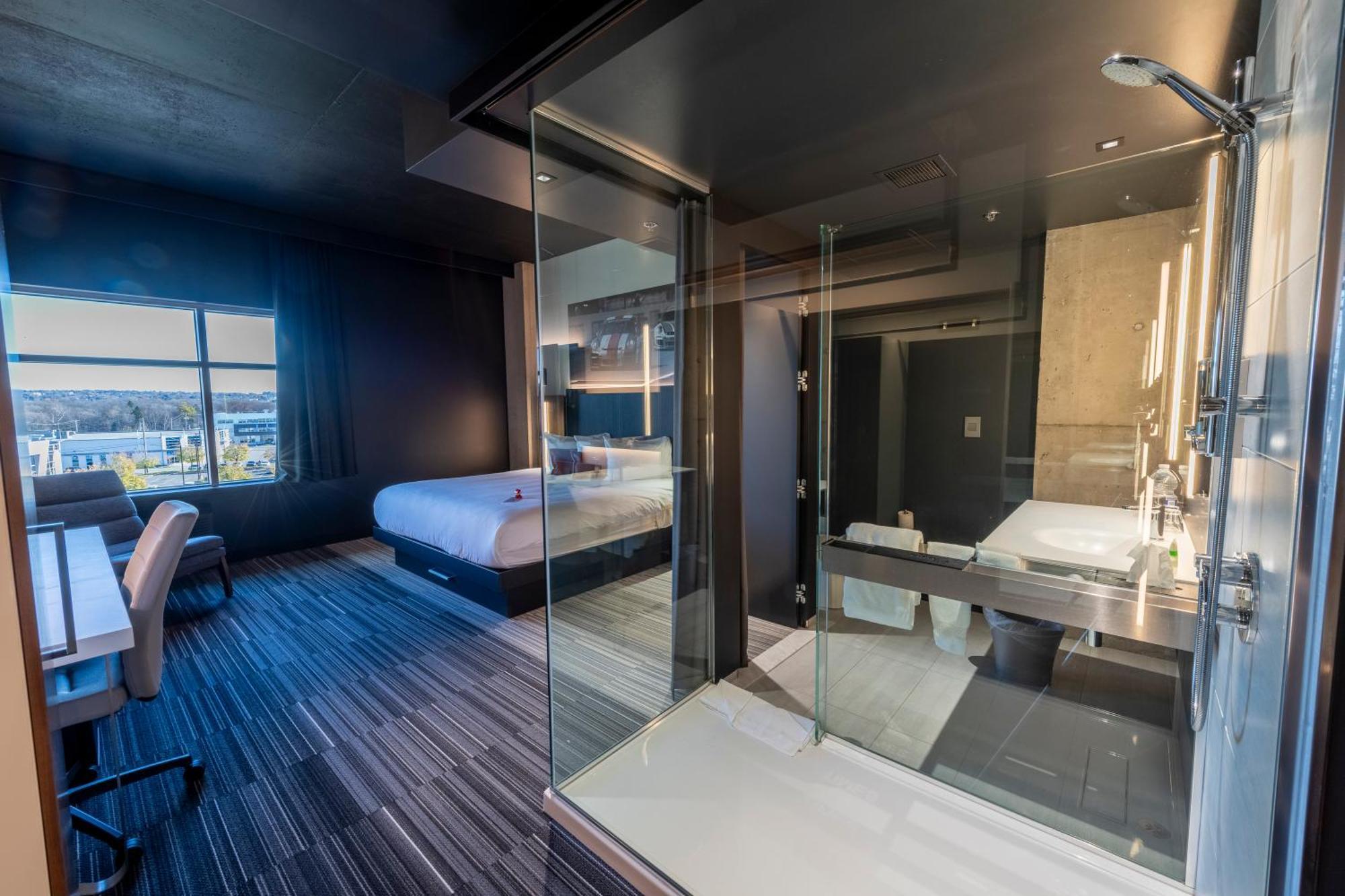Superior King Room
