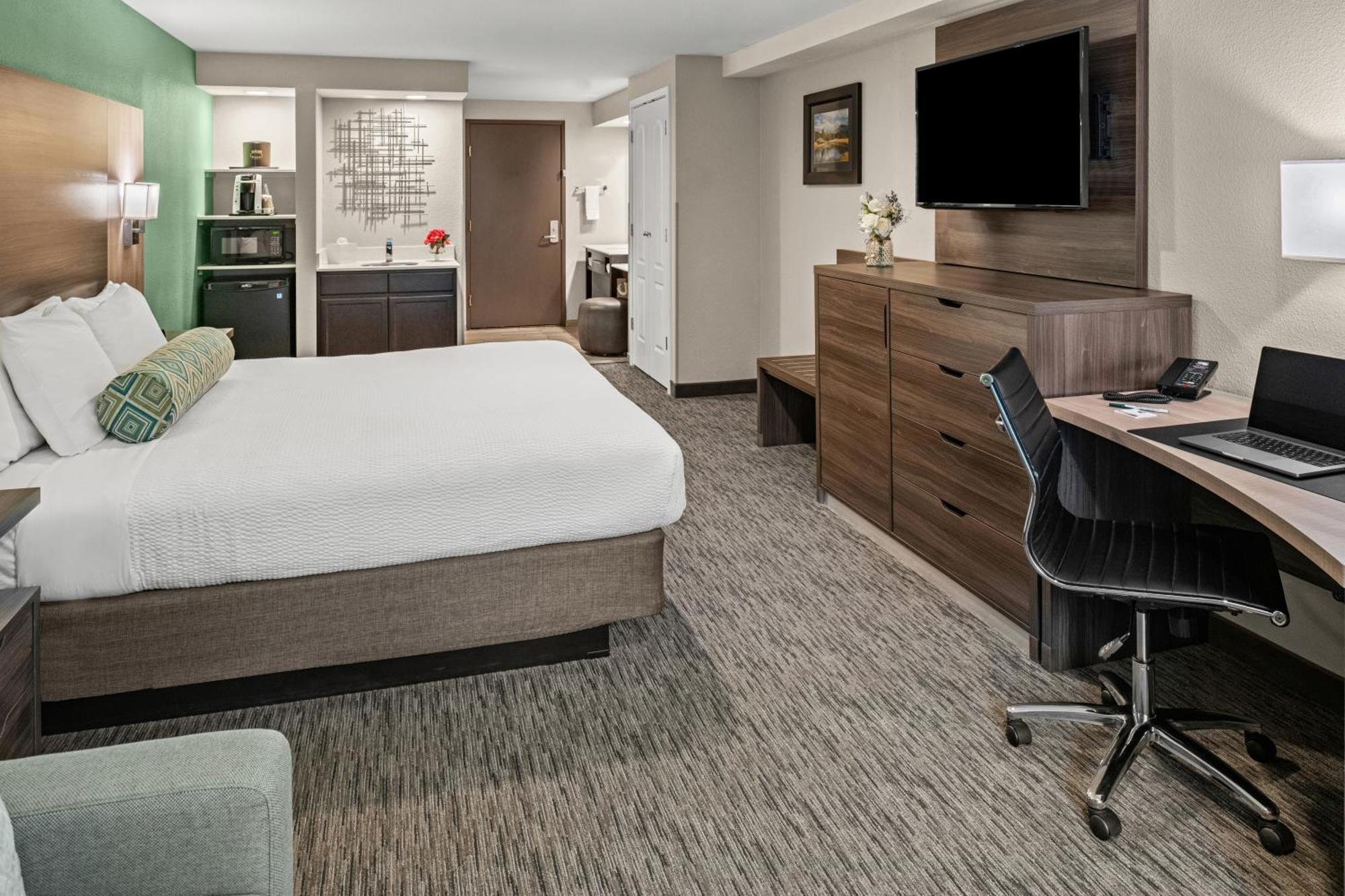 King Mini Suite
