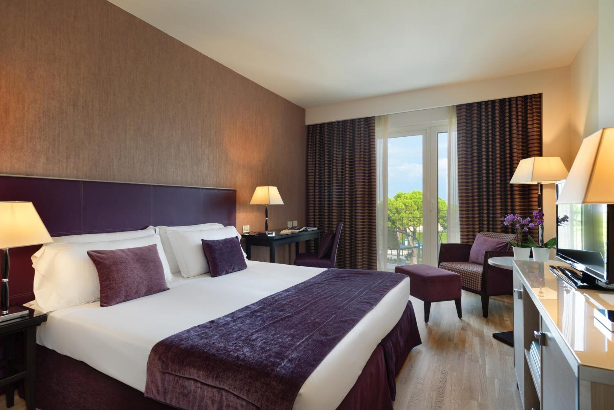 Superior Double Room,1543052380:JPEG
