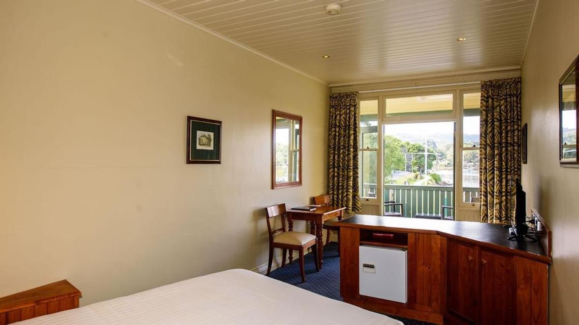 Village Waterfront Terrace,1543084468:JPEG