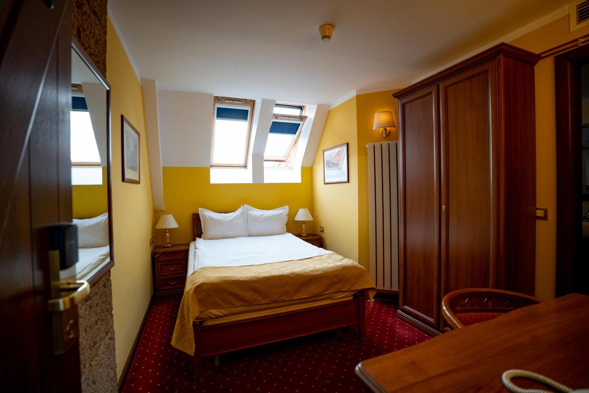 Economy Double Room 3*