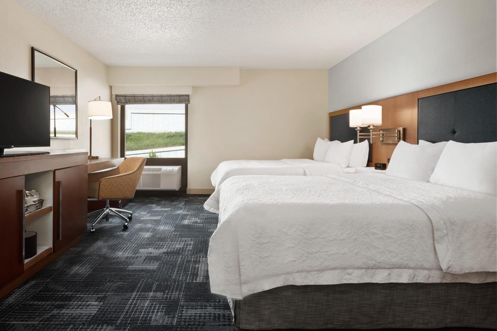 Queen Room with Two Queen Beds - Mobility and Hearing Access/Non-Smoking,1543183189:JPEG