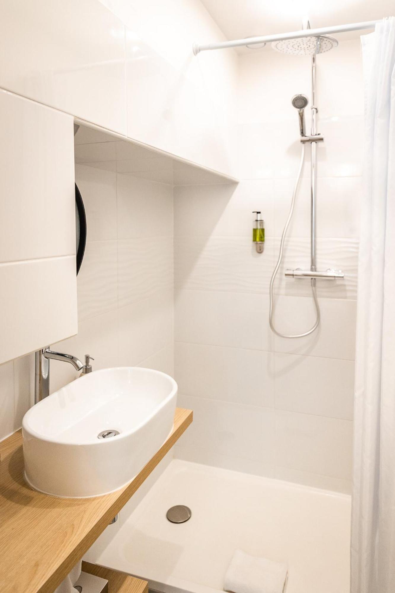 Chambre Simple (1 Personne)
