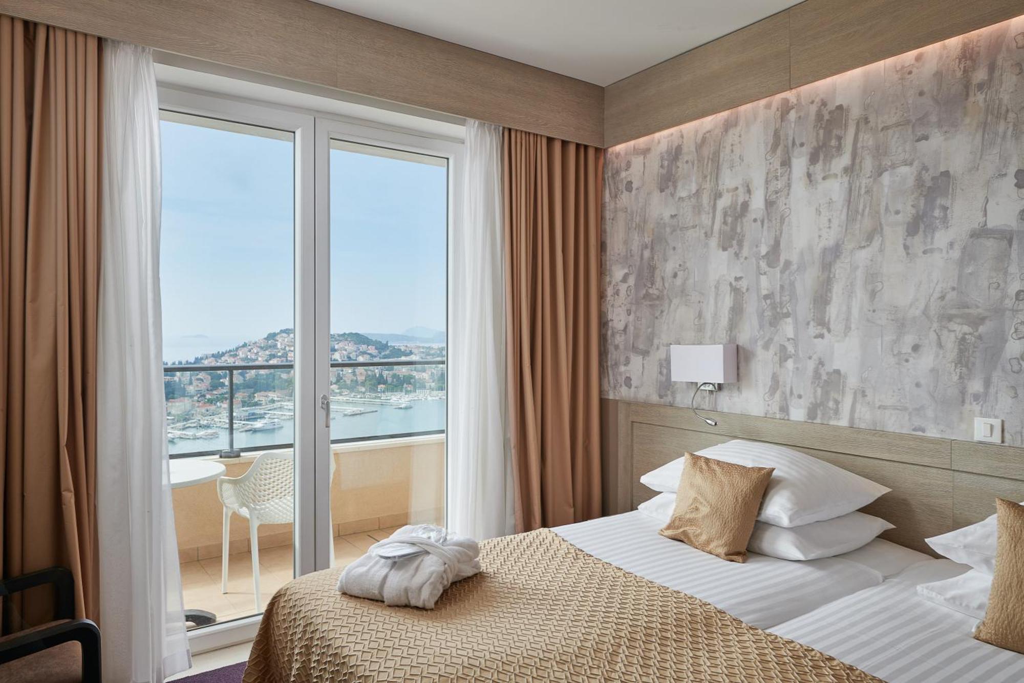 Premium Room Sea View Balcony